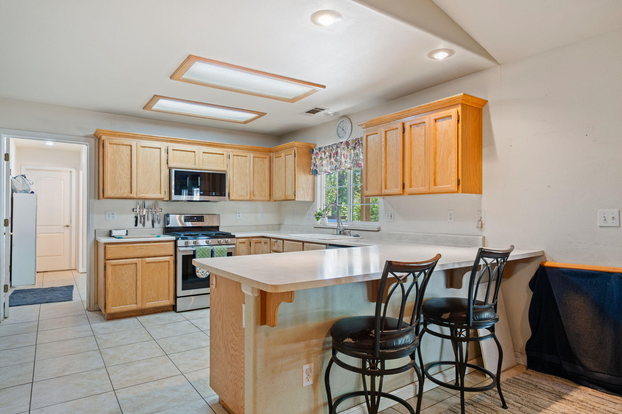 main property photo 18