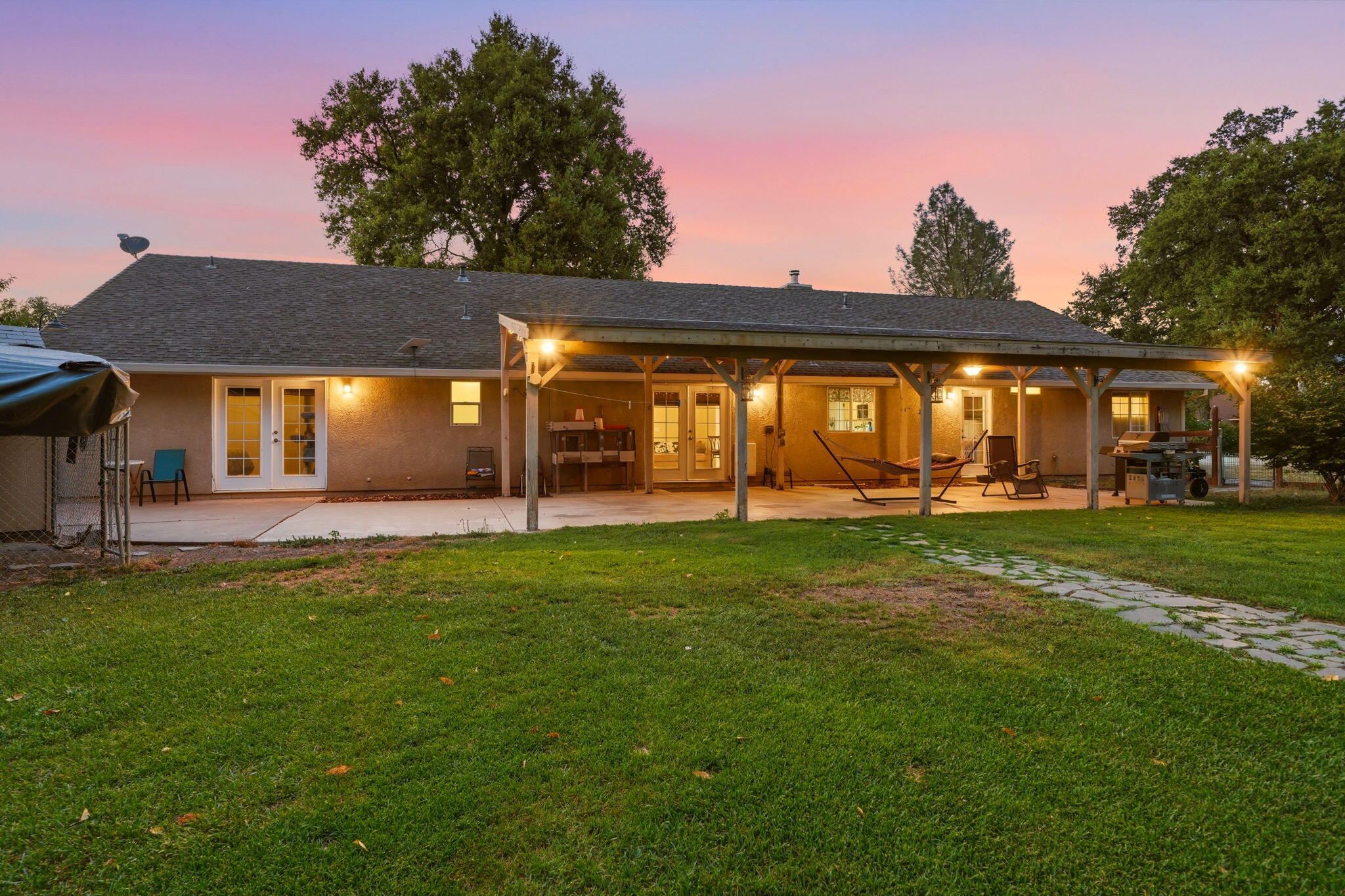 main property photo 54