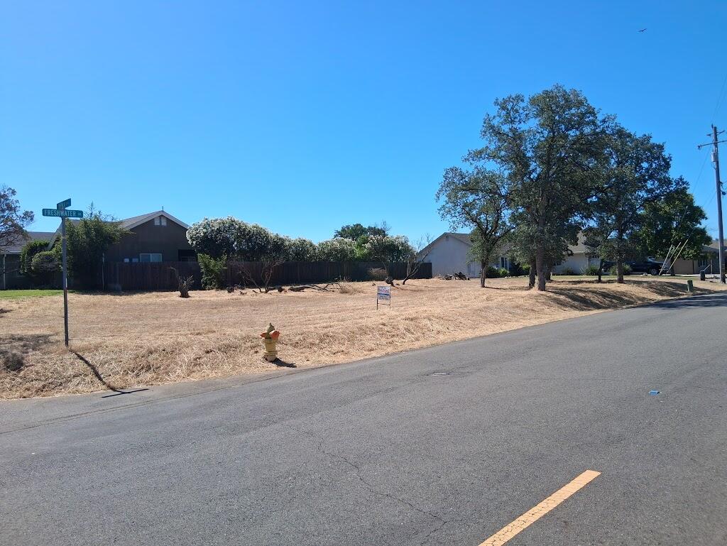 main property photo 6