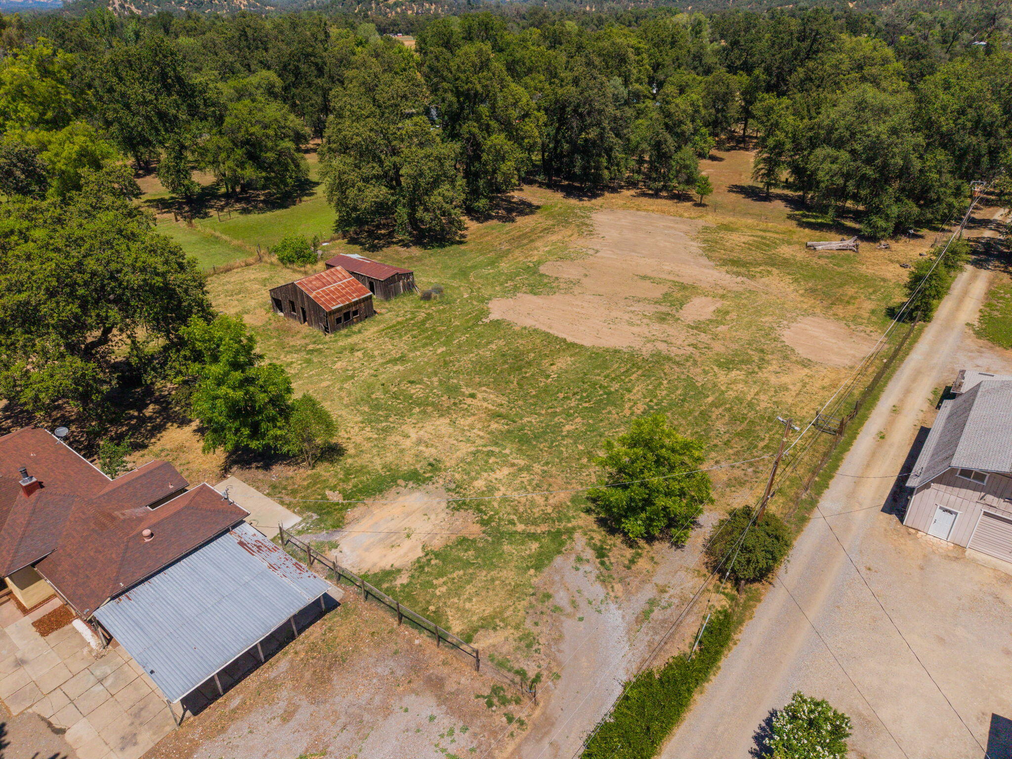 main property photo 38