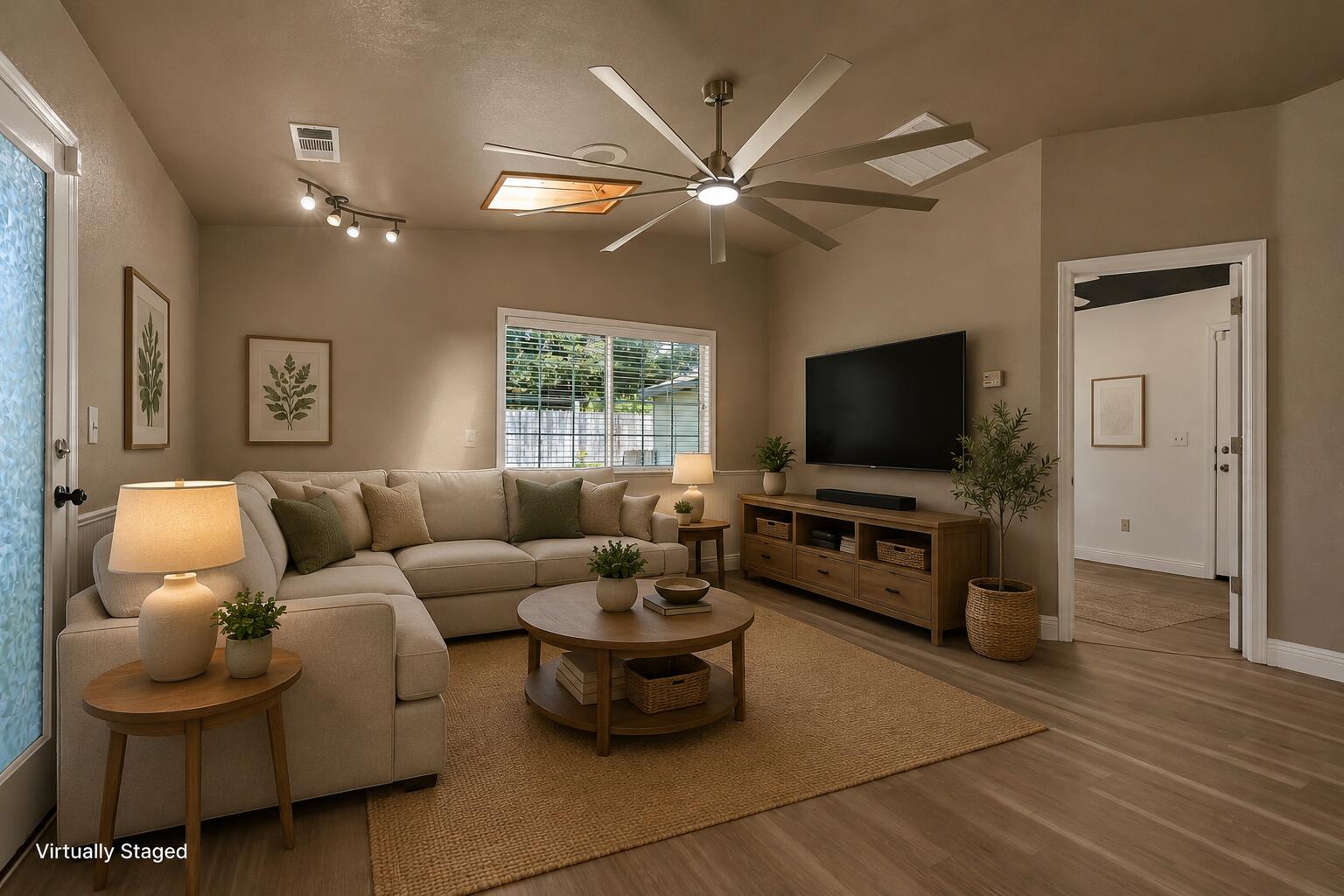 main property photo 18