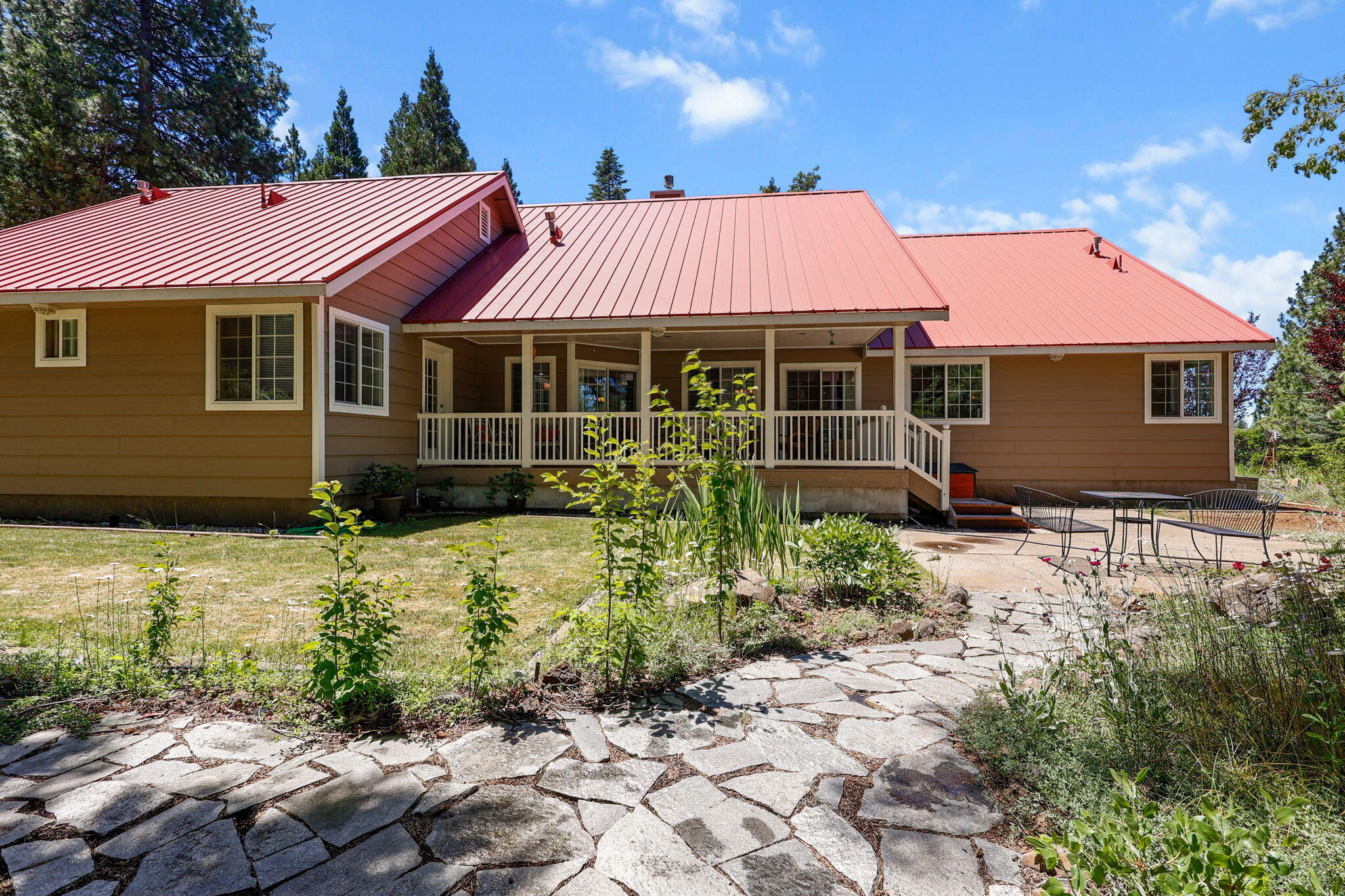 main property photo 74