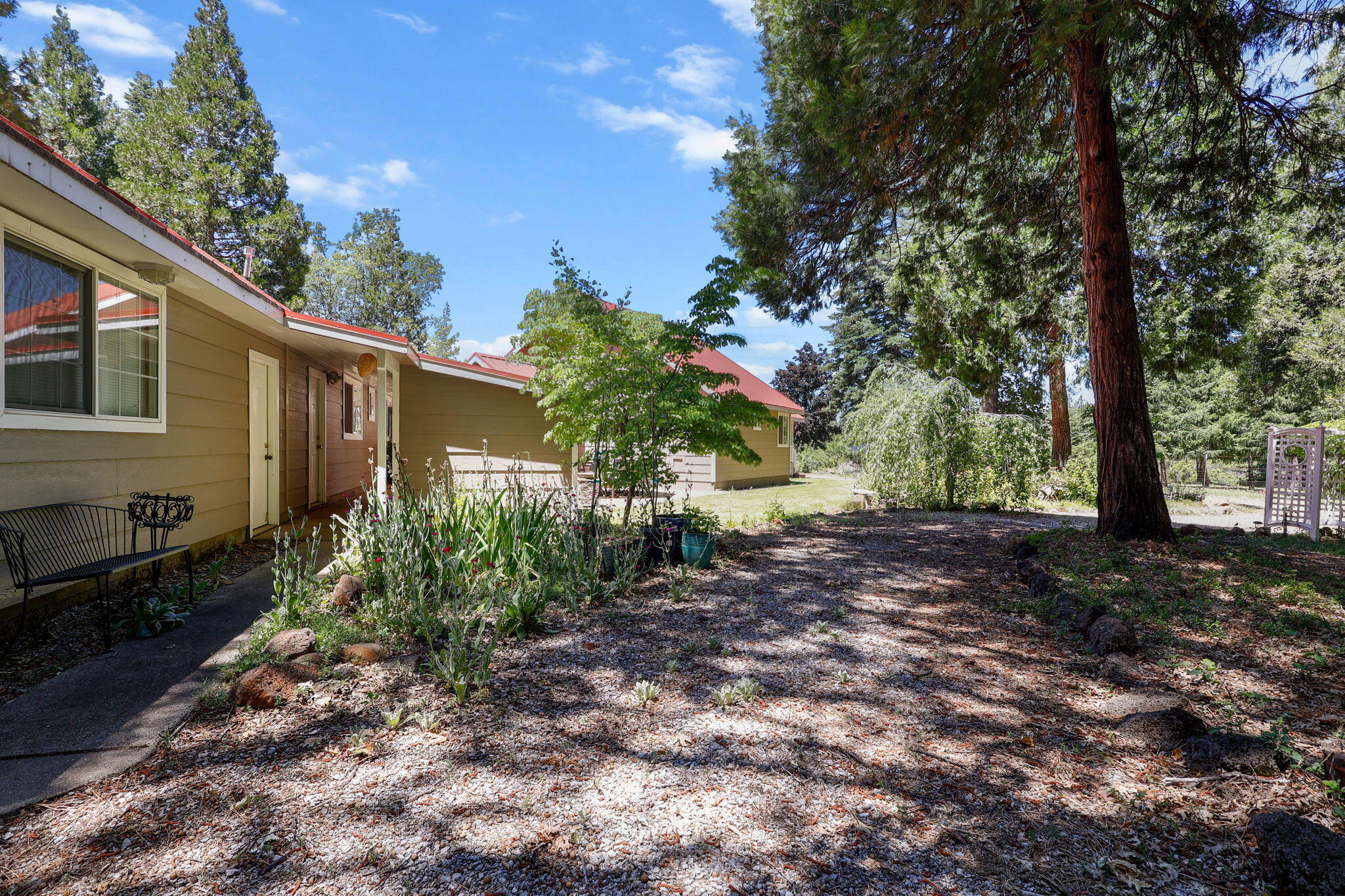 main property photo 78