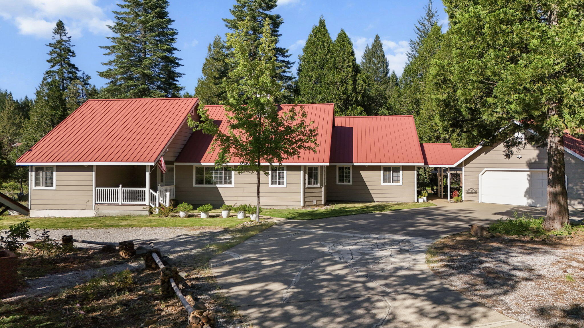 main property photo 88