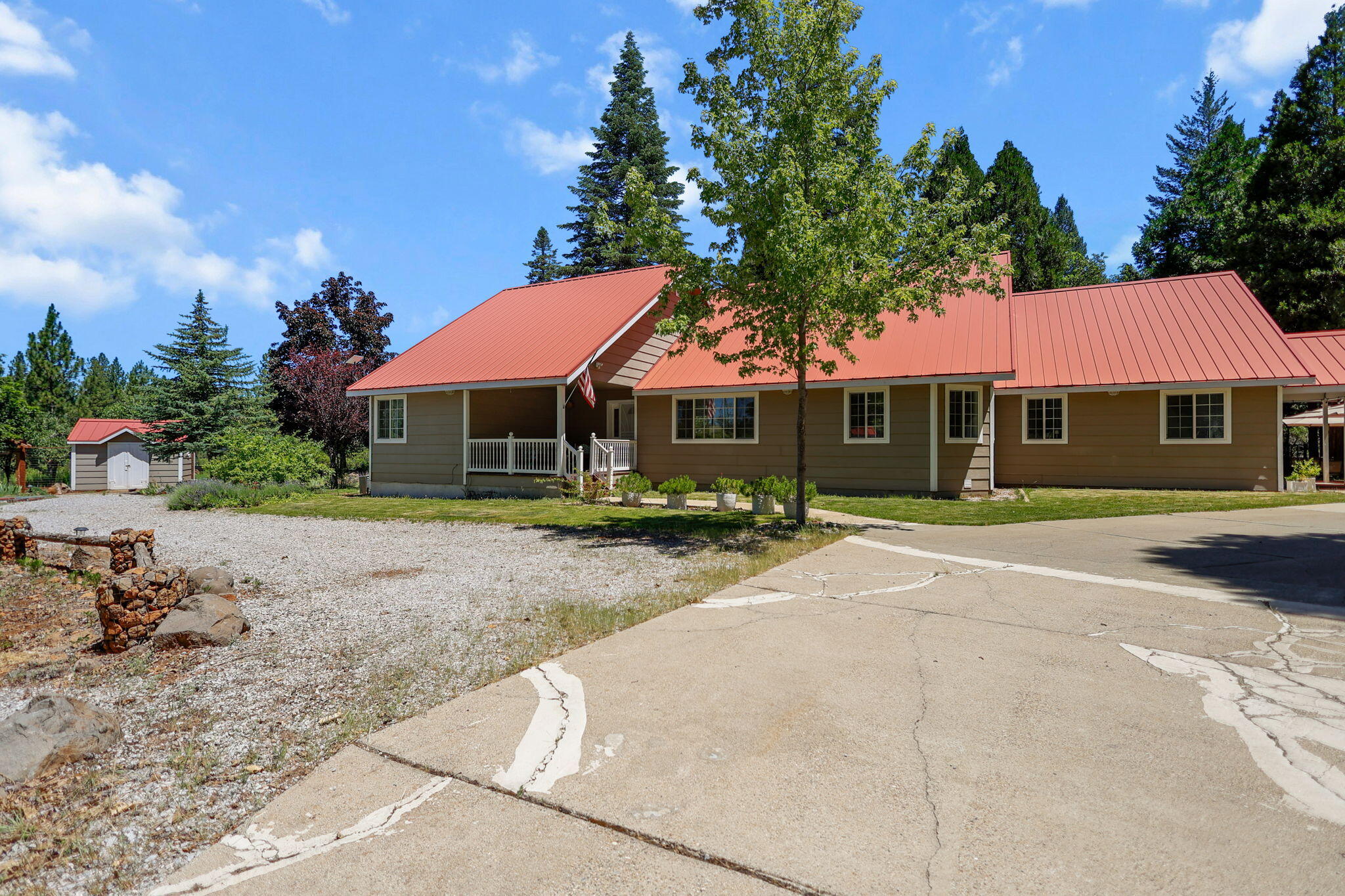 main property photo 95