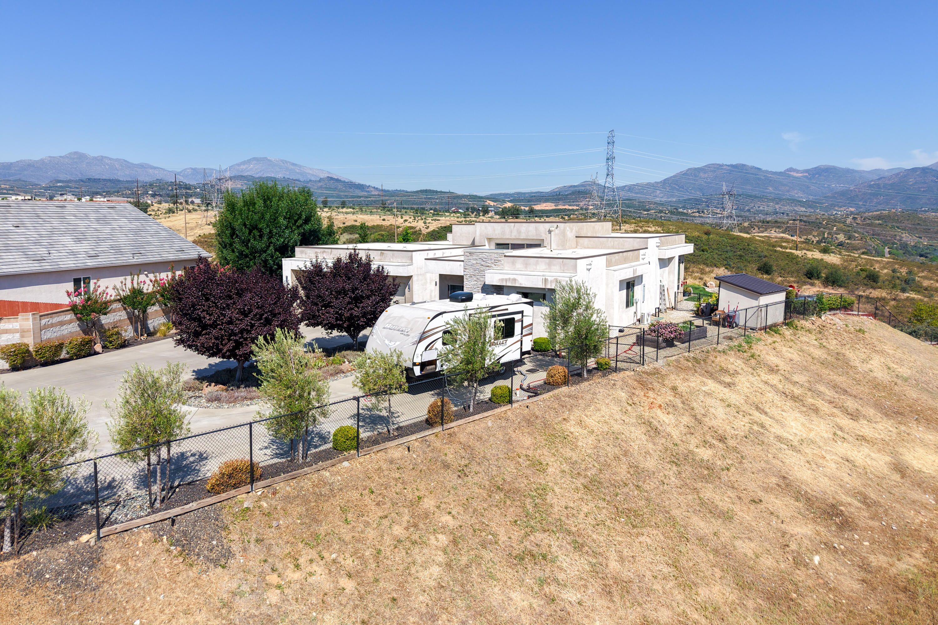 main property photo 39