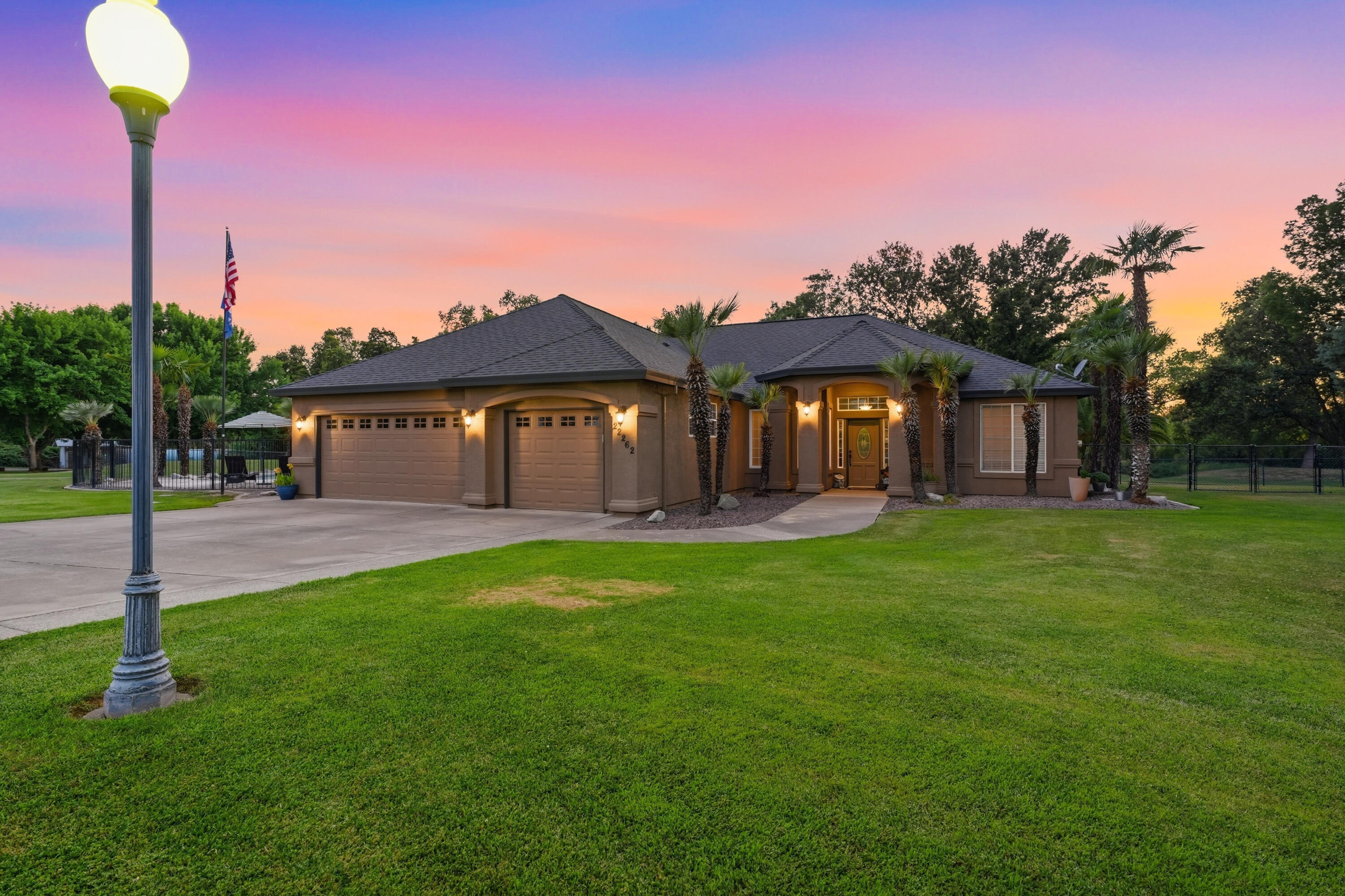 main property photo 37