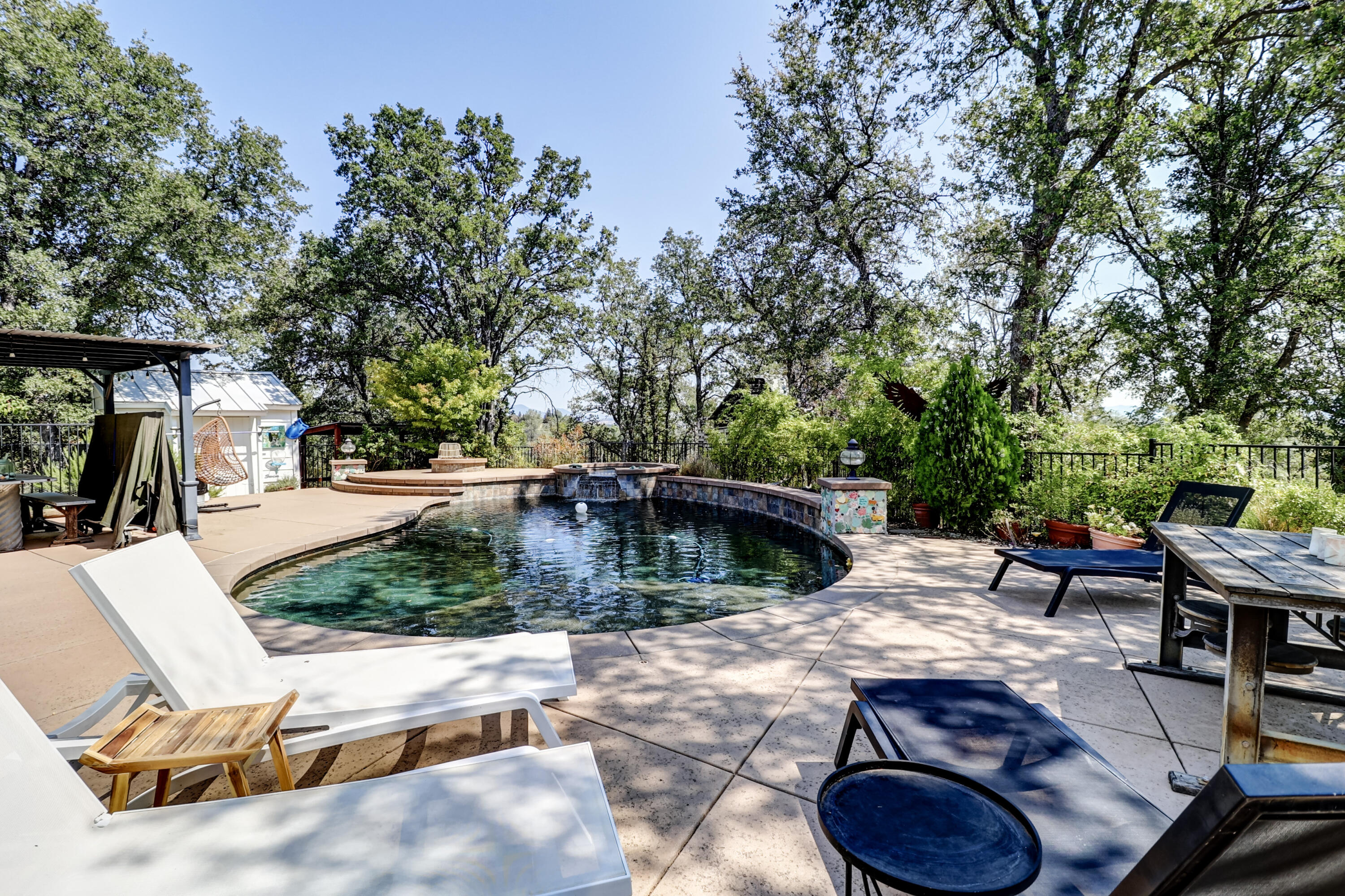 main property photo 73