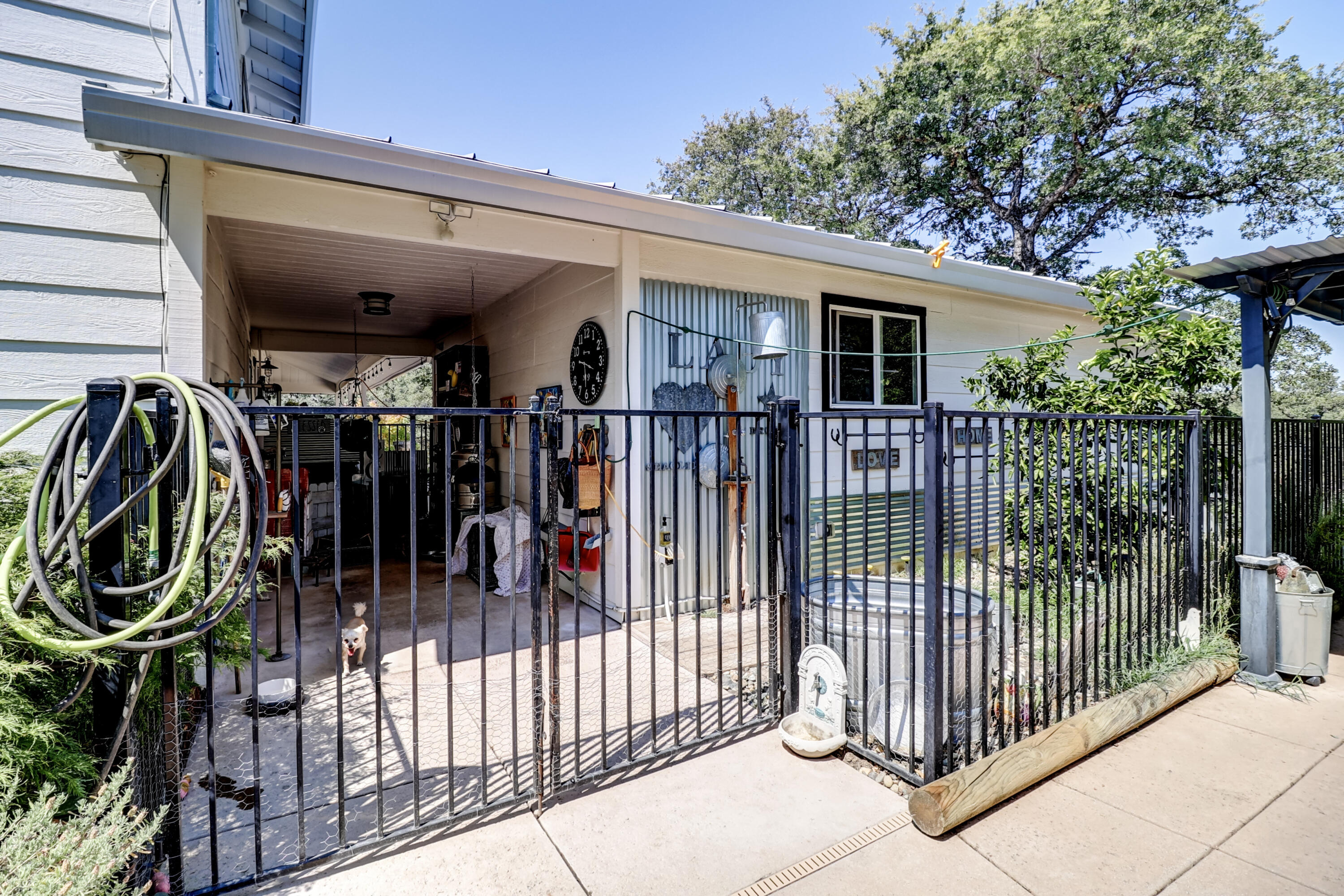 main property photo 79
