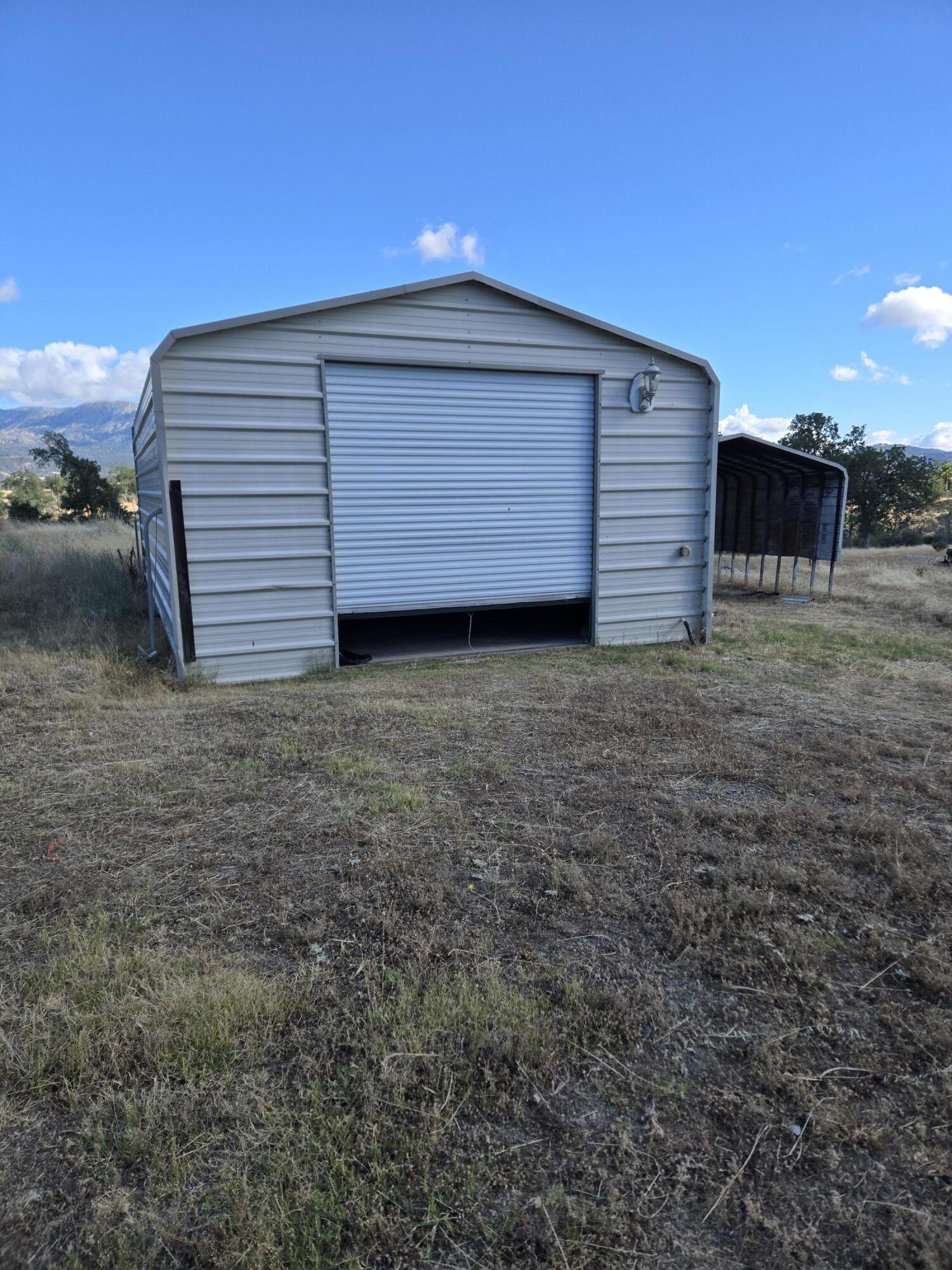 main property photo 16