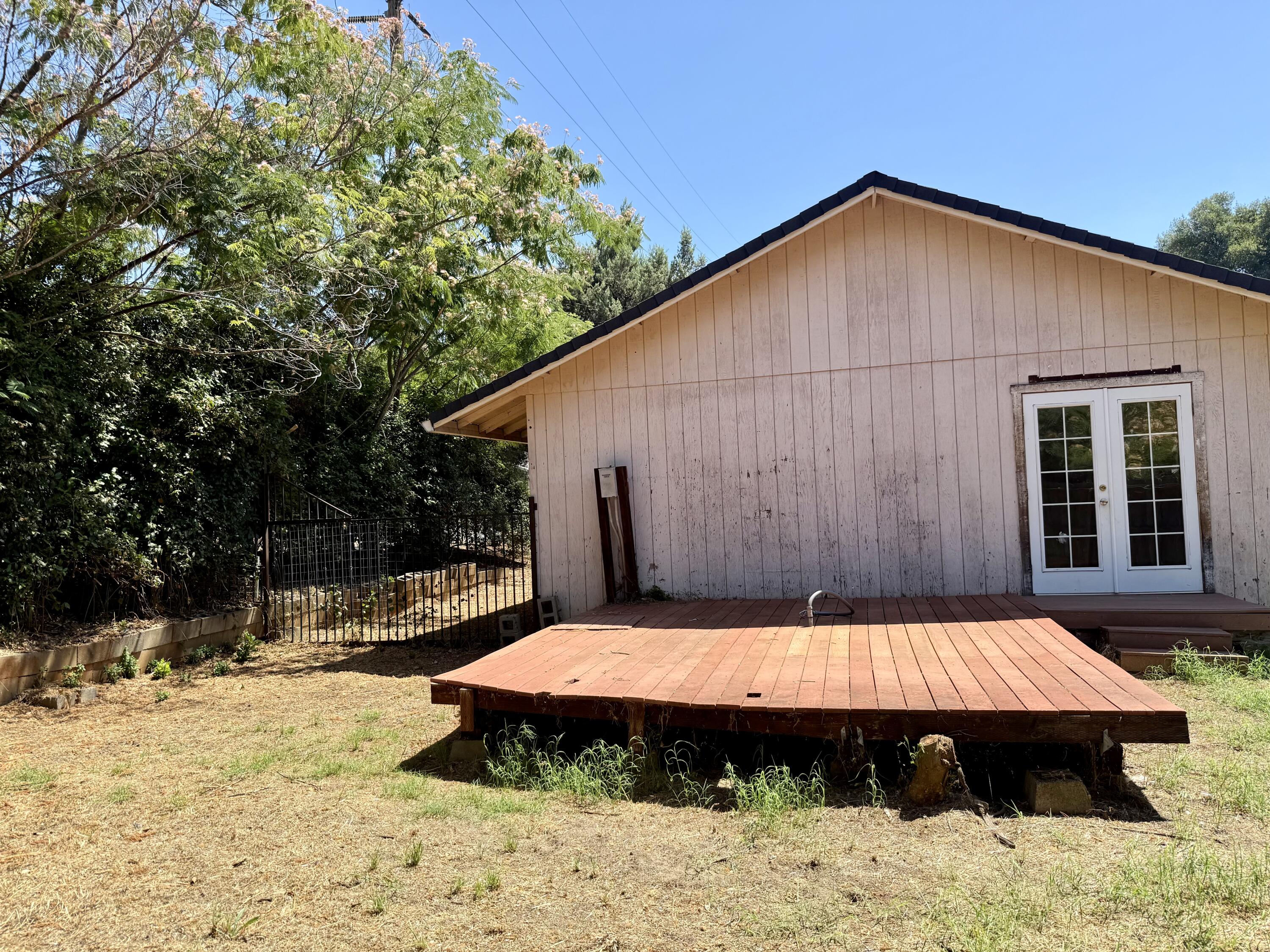 main property photo 29