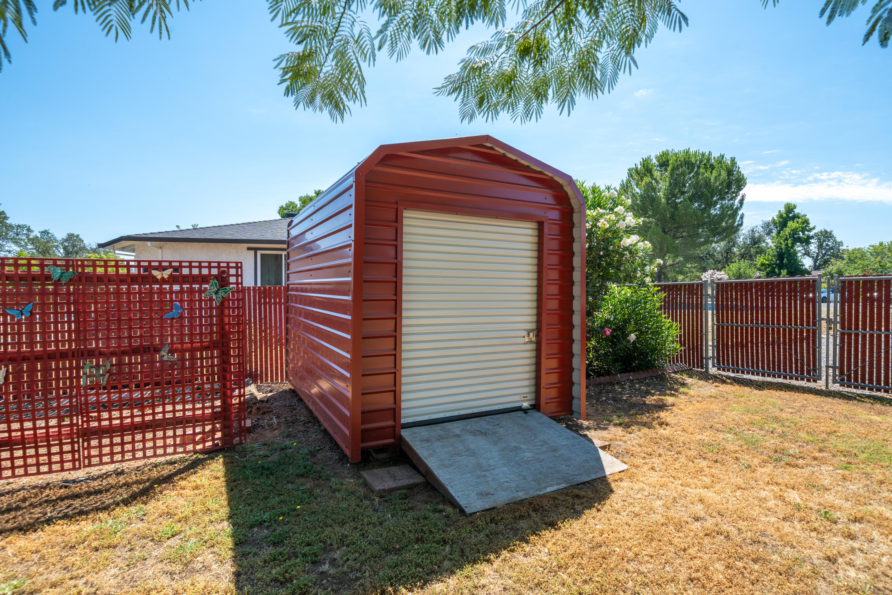 main property photo 58