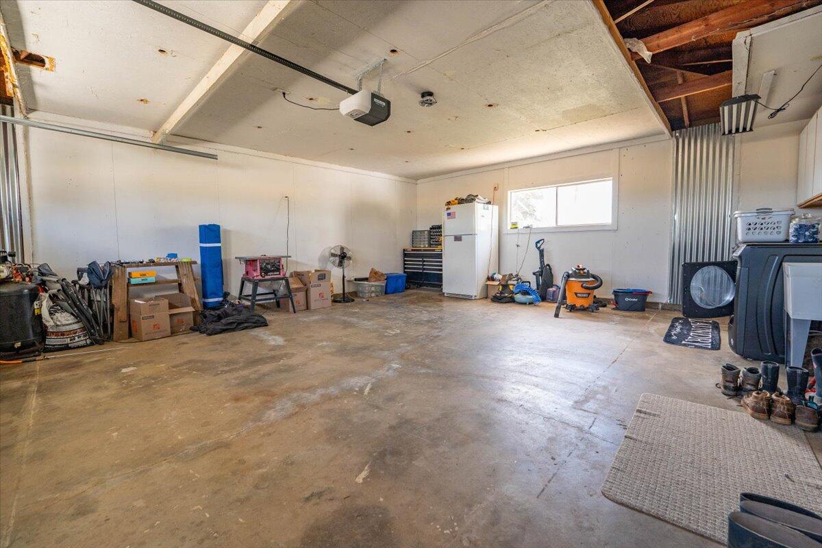 main property photo 58