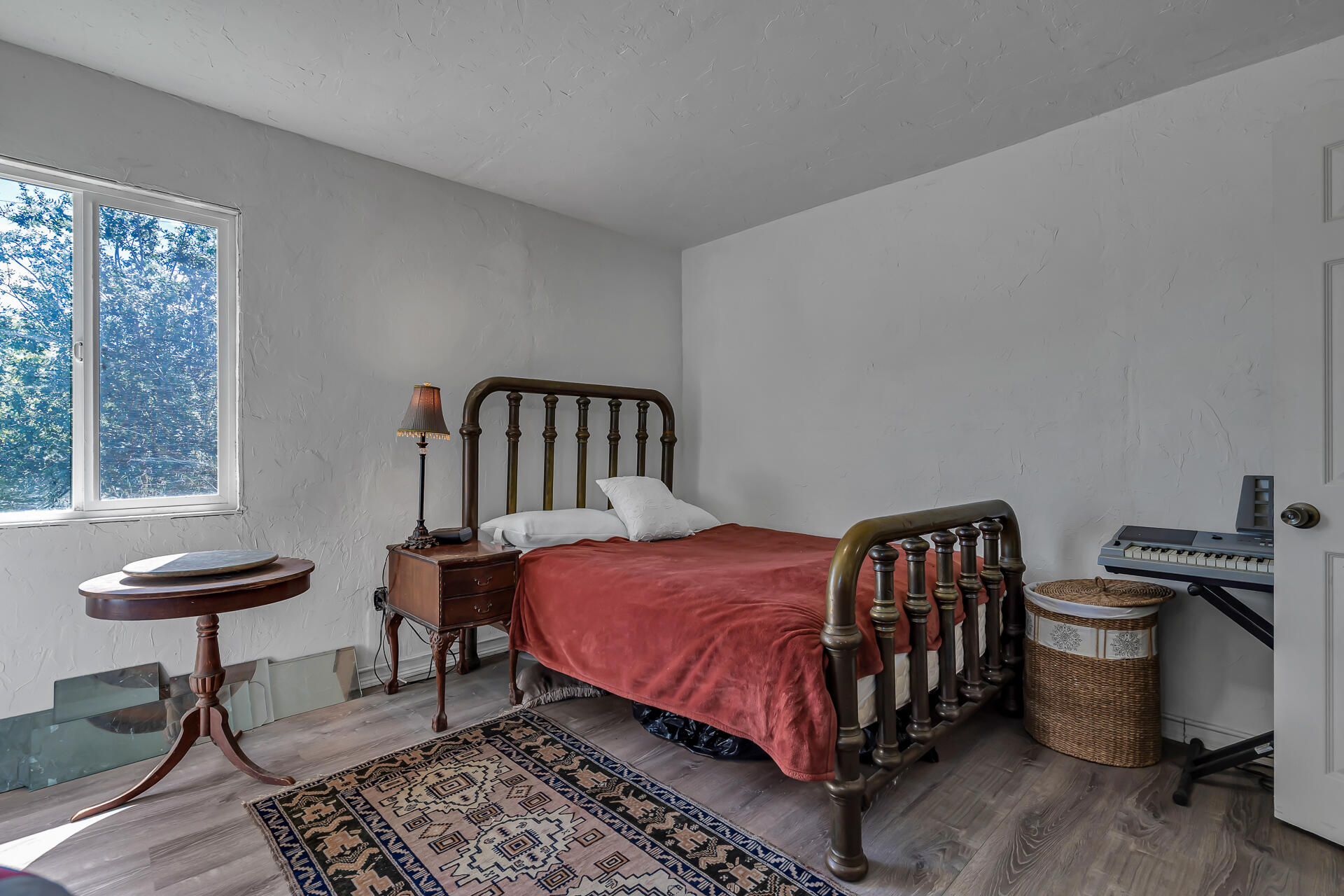 main property photo 12