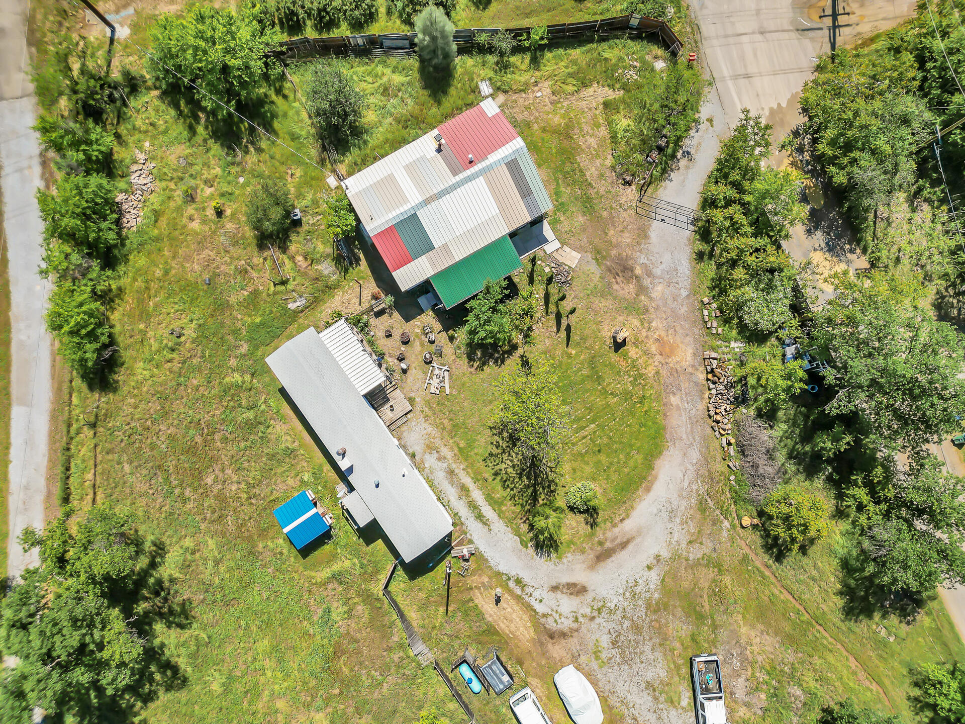 main property photo 18