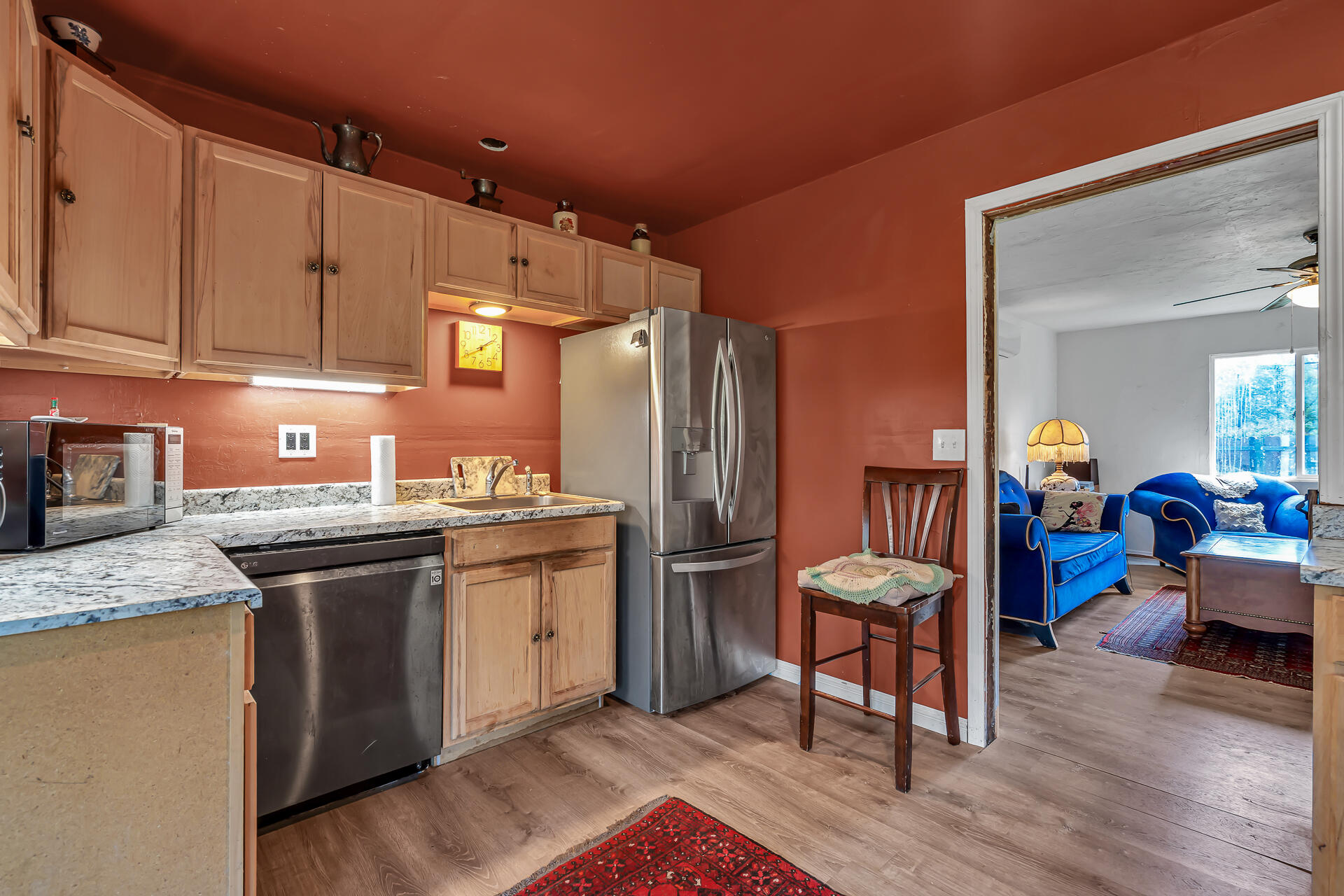 main property photo 9