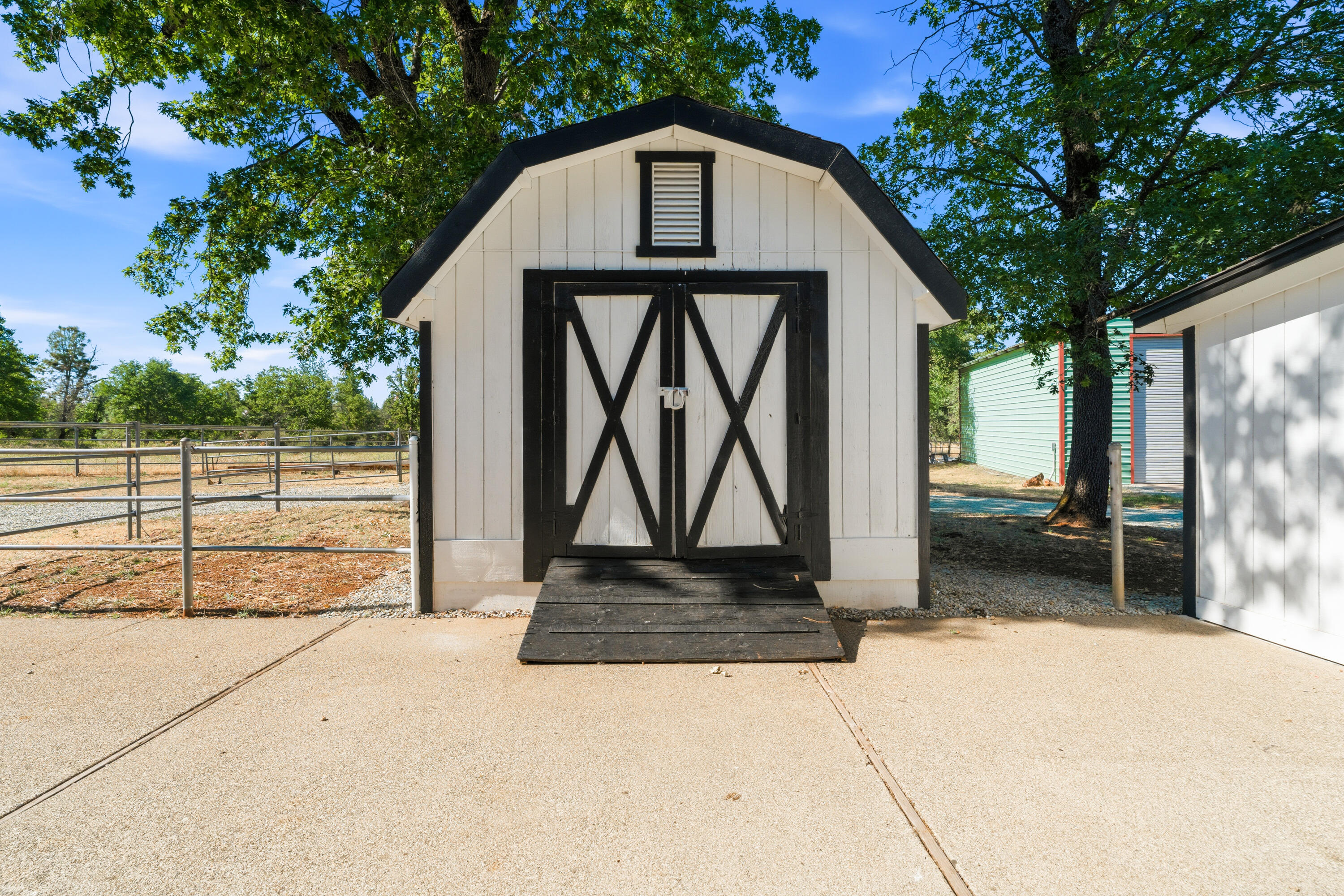 main property photo 111