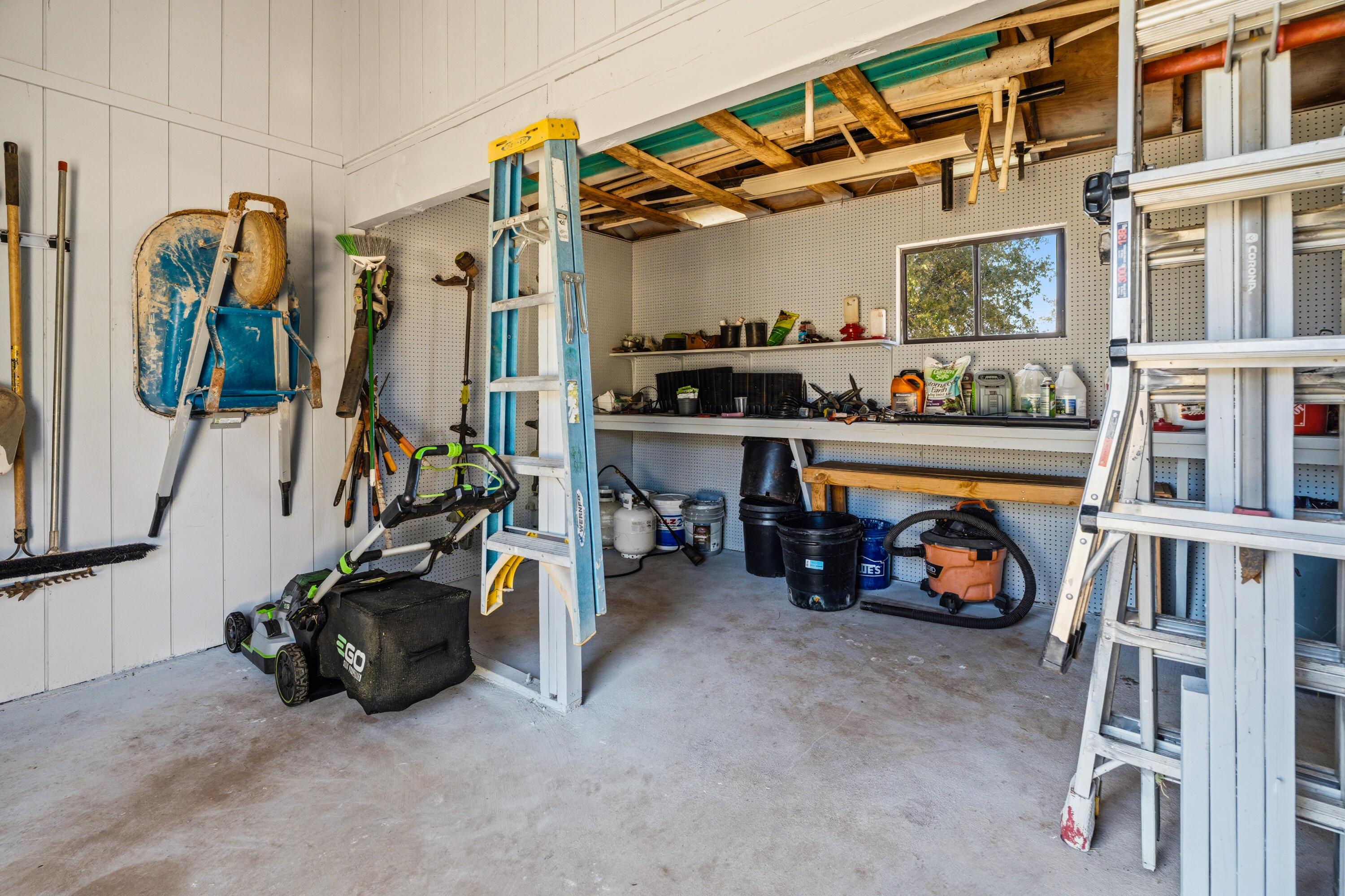 main property photo 119
