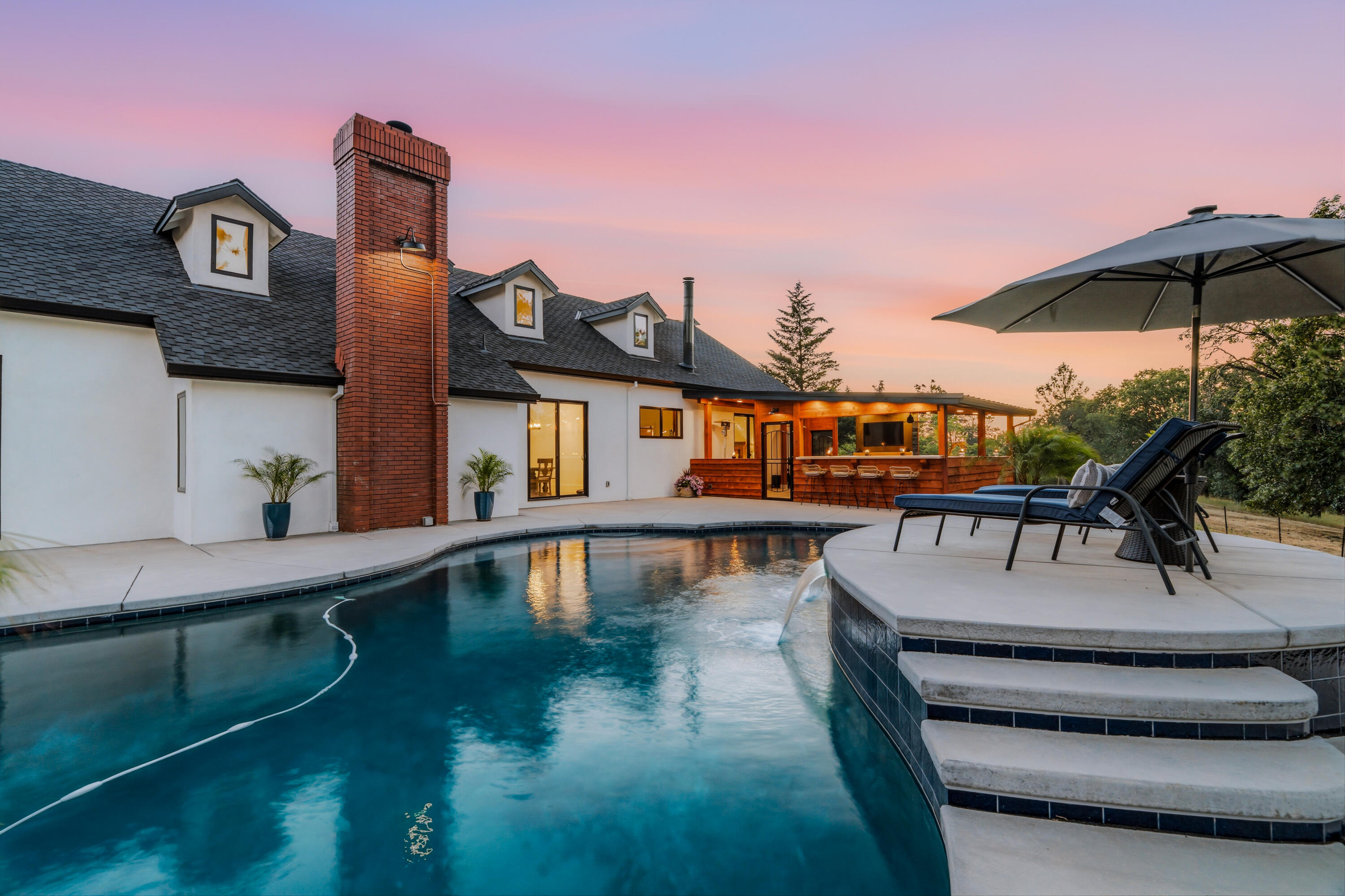 main property photo 67