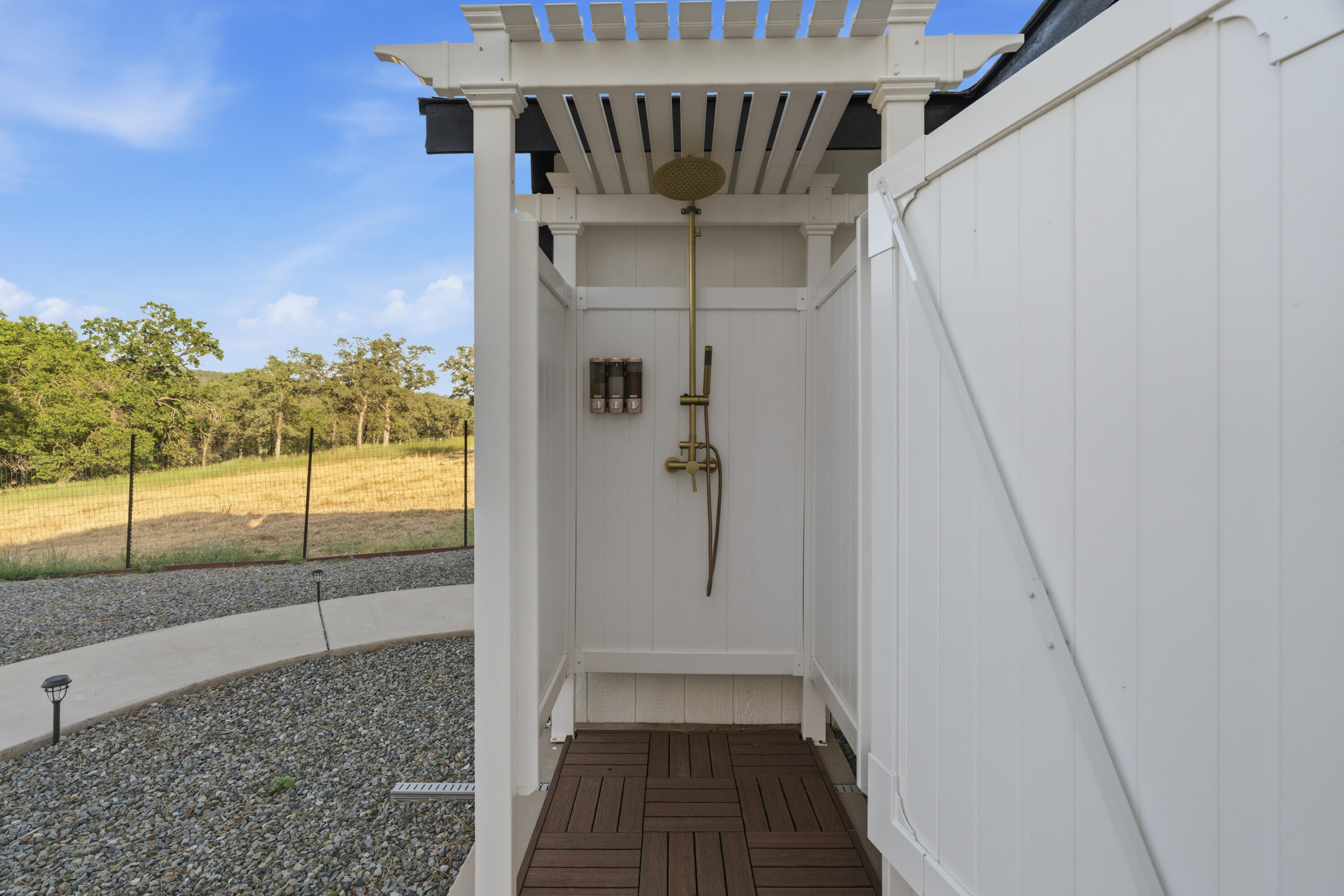 main property photo 82