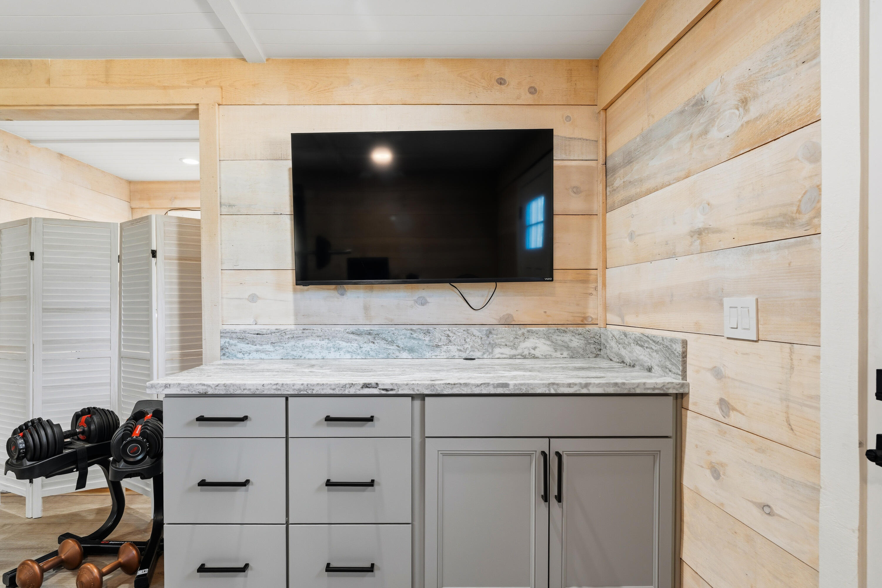 main property photo 83