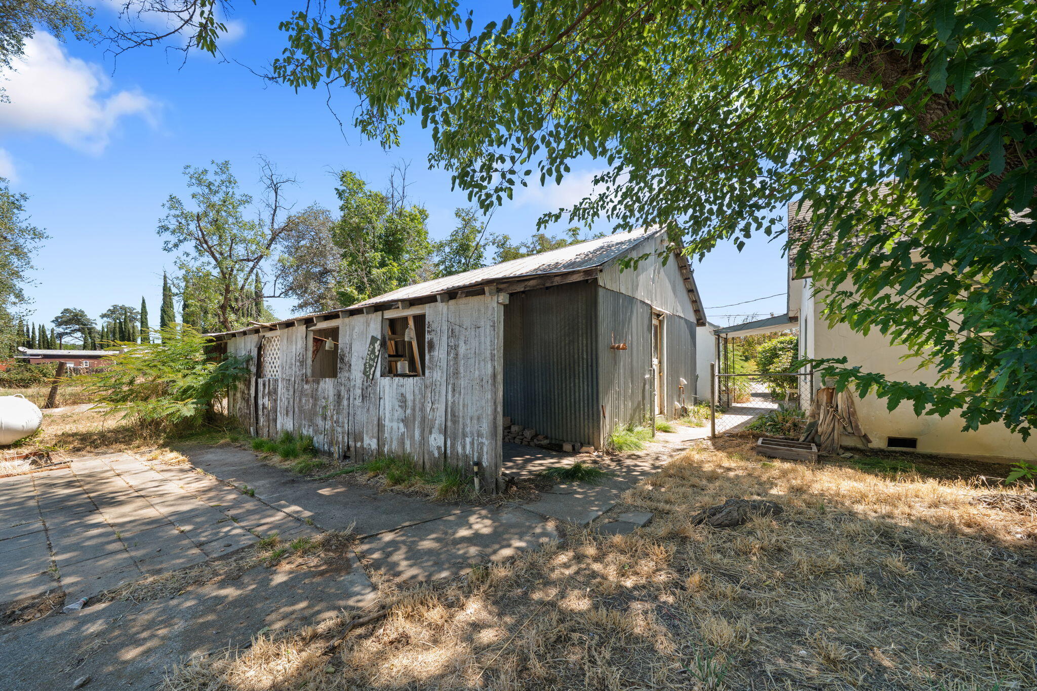main property photo 21