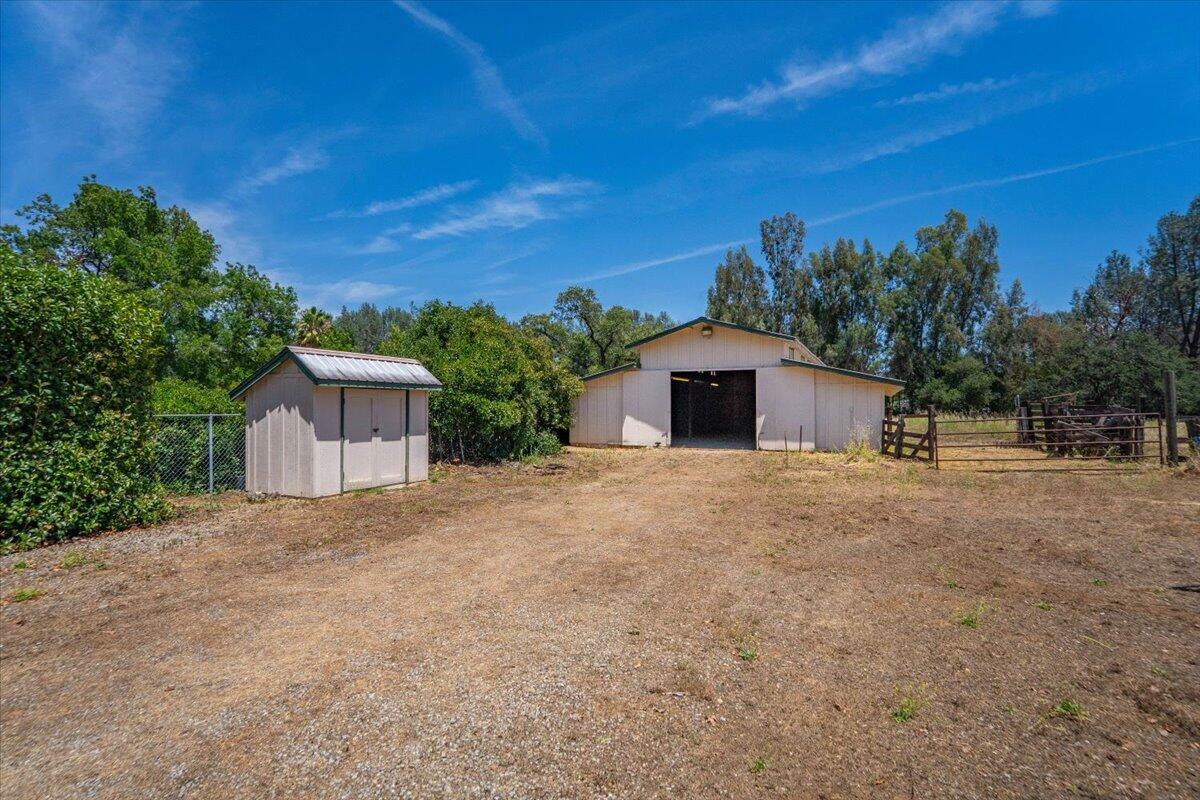 main property photo 49