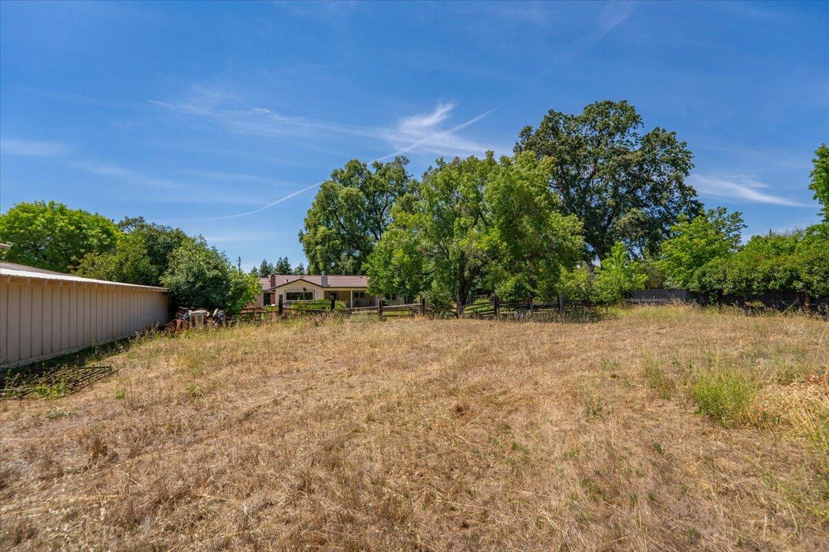 main property photo 59