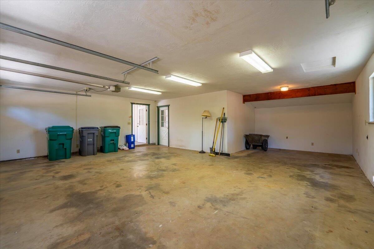 main property photo 65