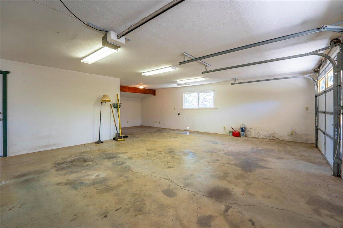 main property photo 66