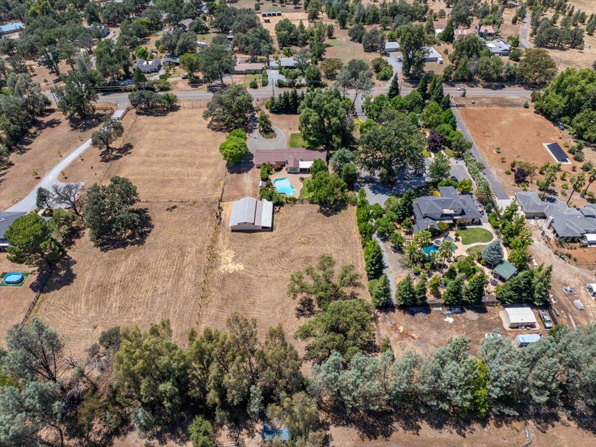 main property photo 77