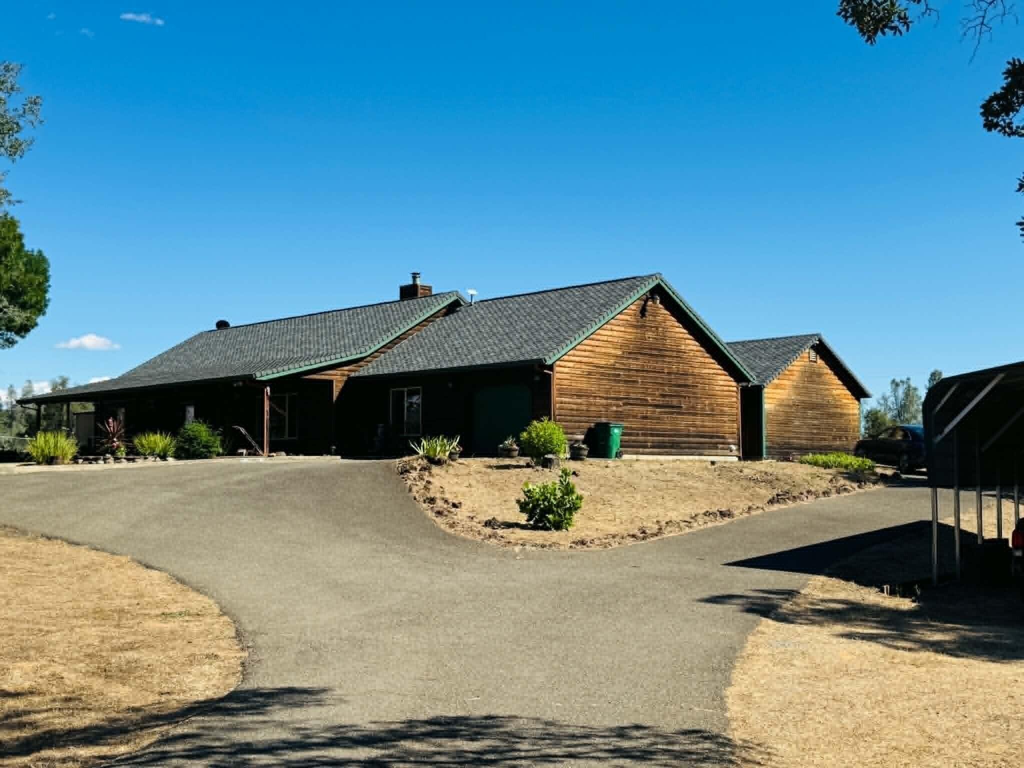 main property photo 14