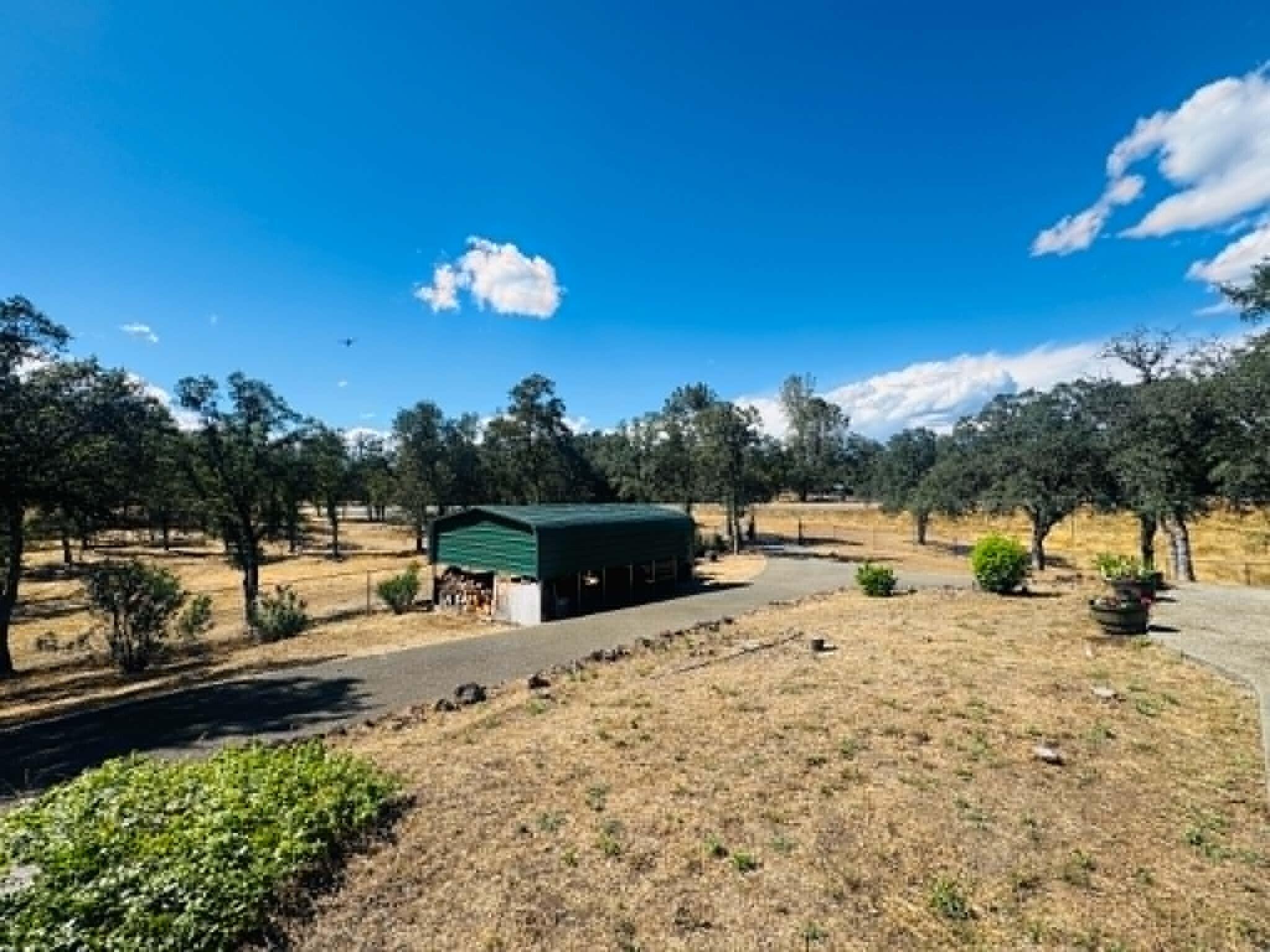 main property photo 15