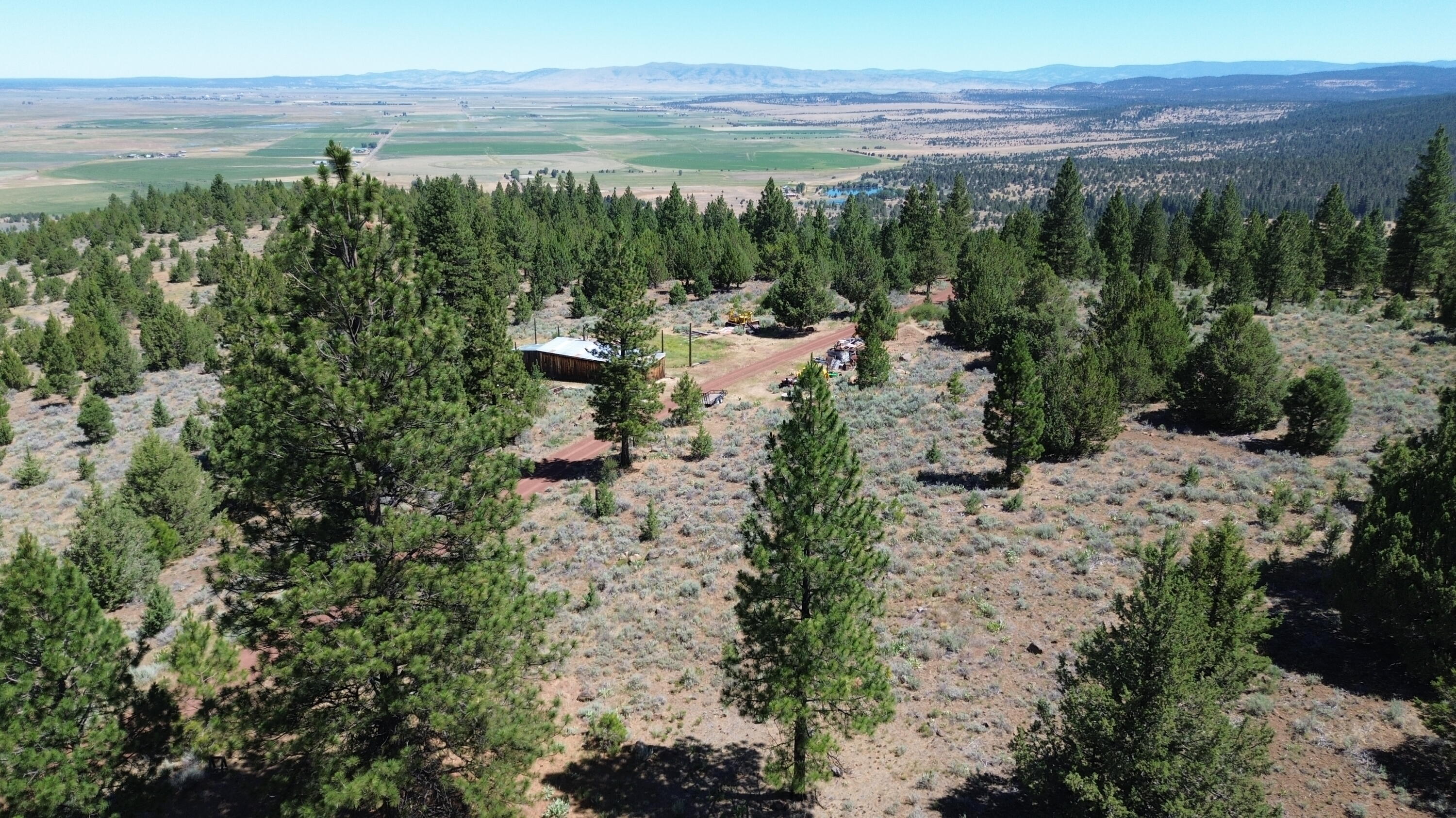 main property photo 10