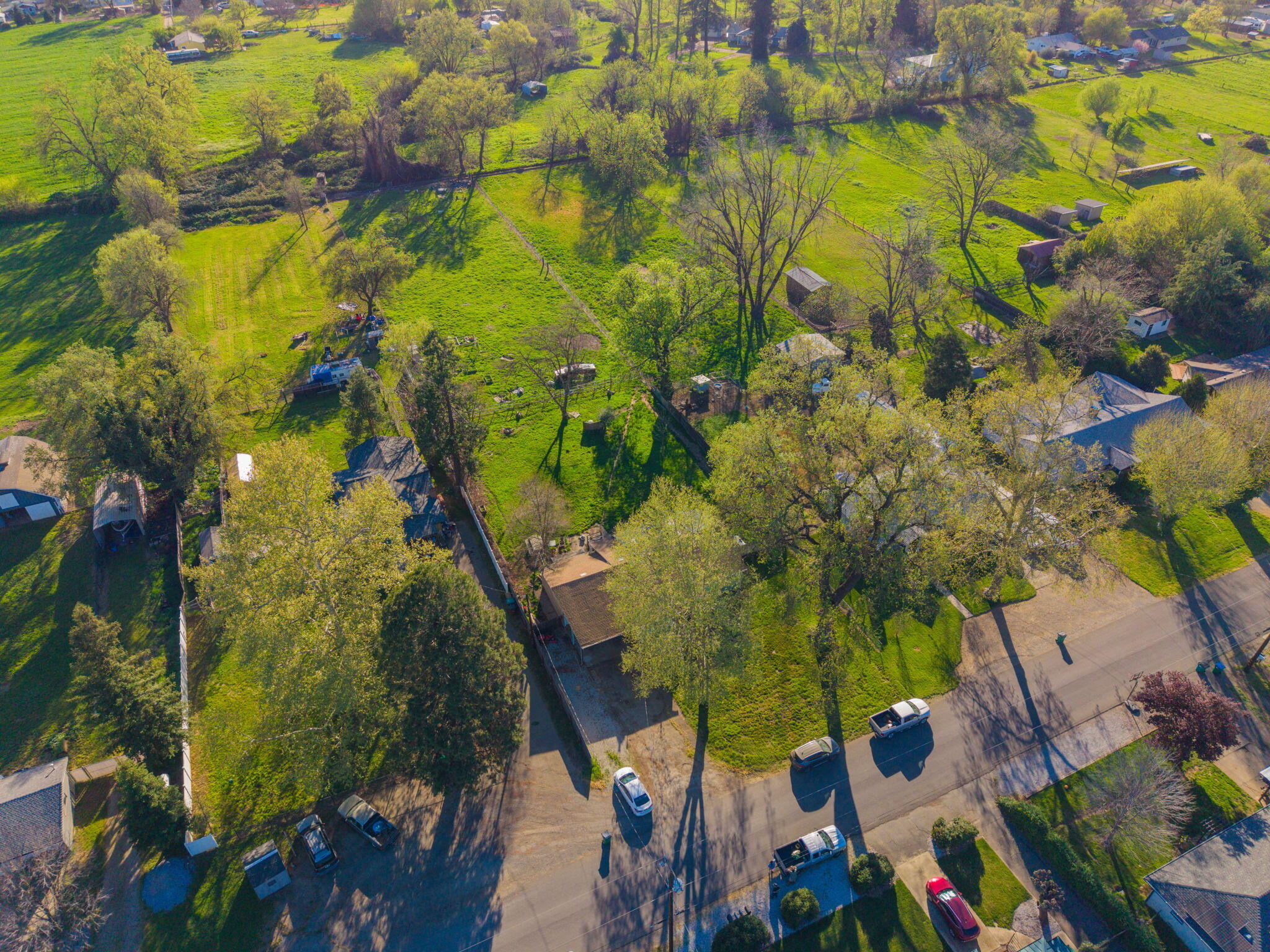 main property photo 31
