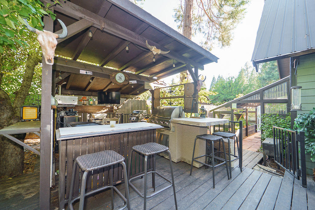 main property photo 67