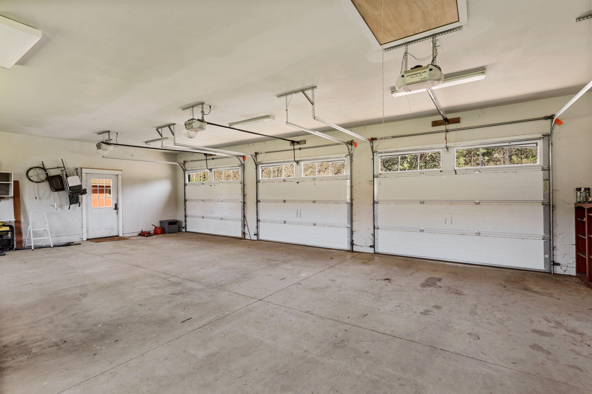 main property photo 68