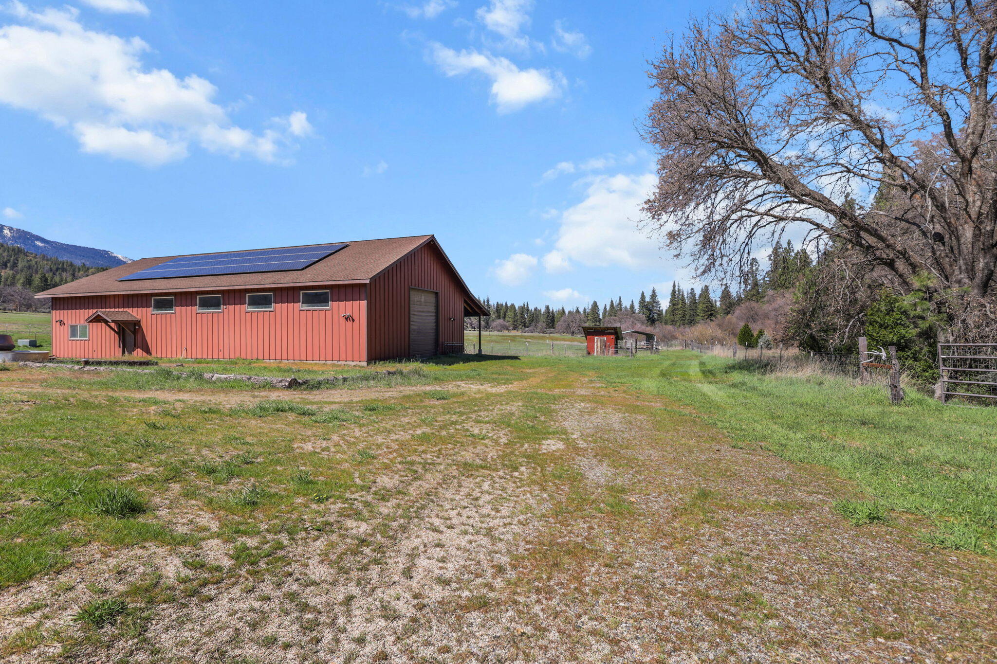 main property photo 74