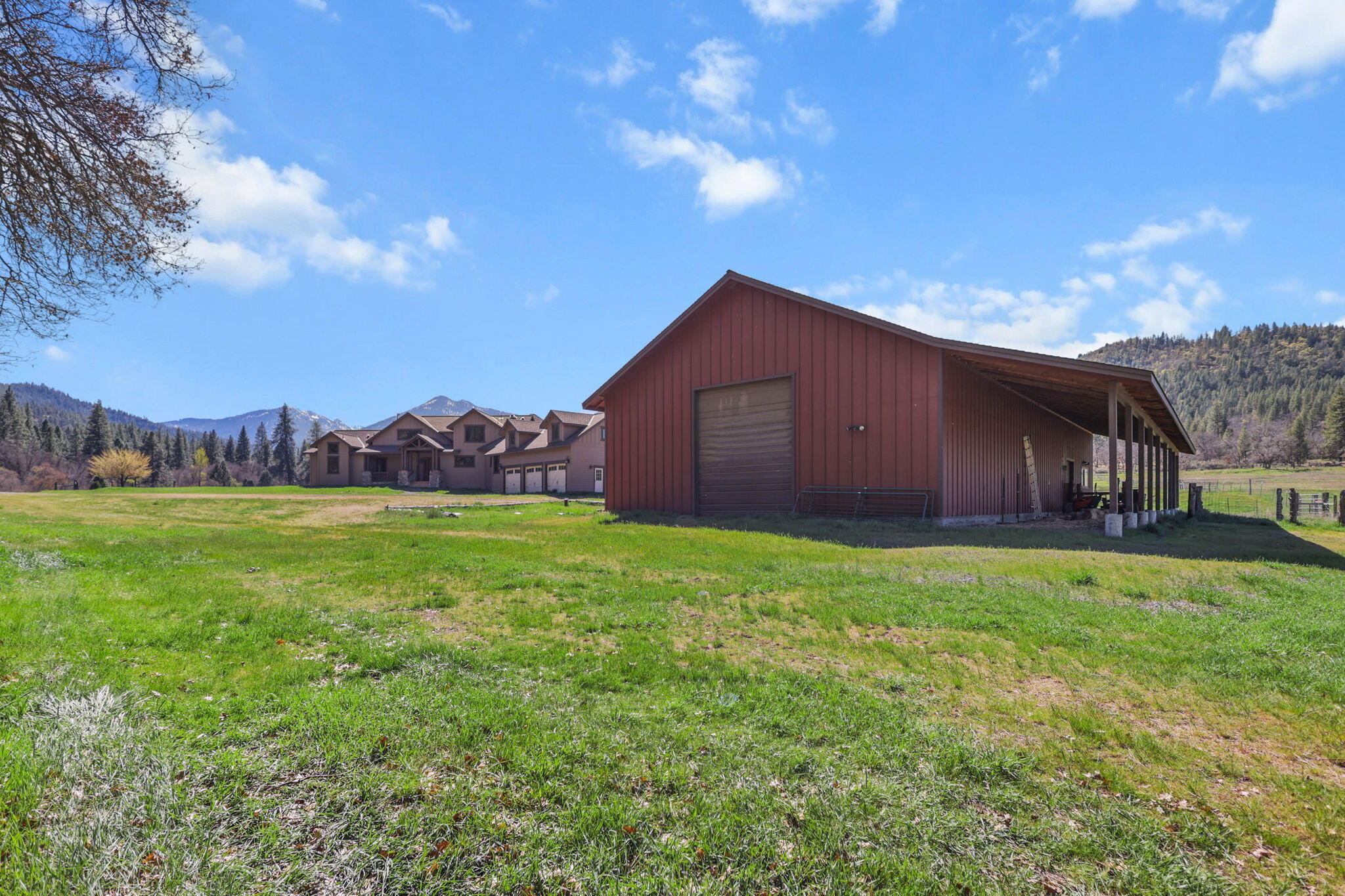 main property photo 76