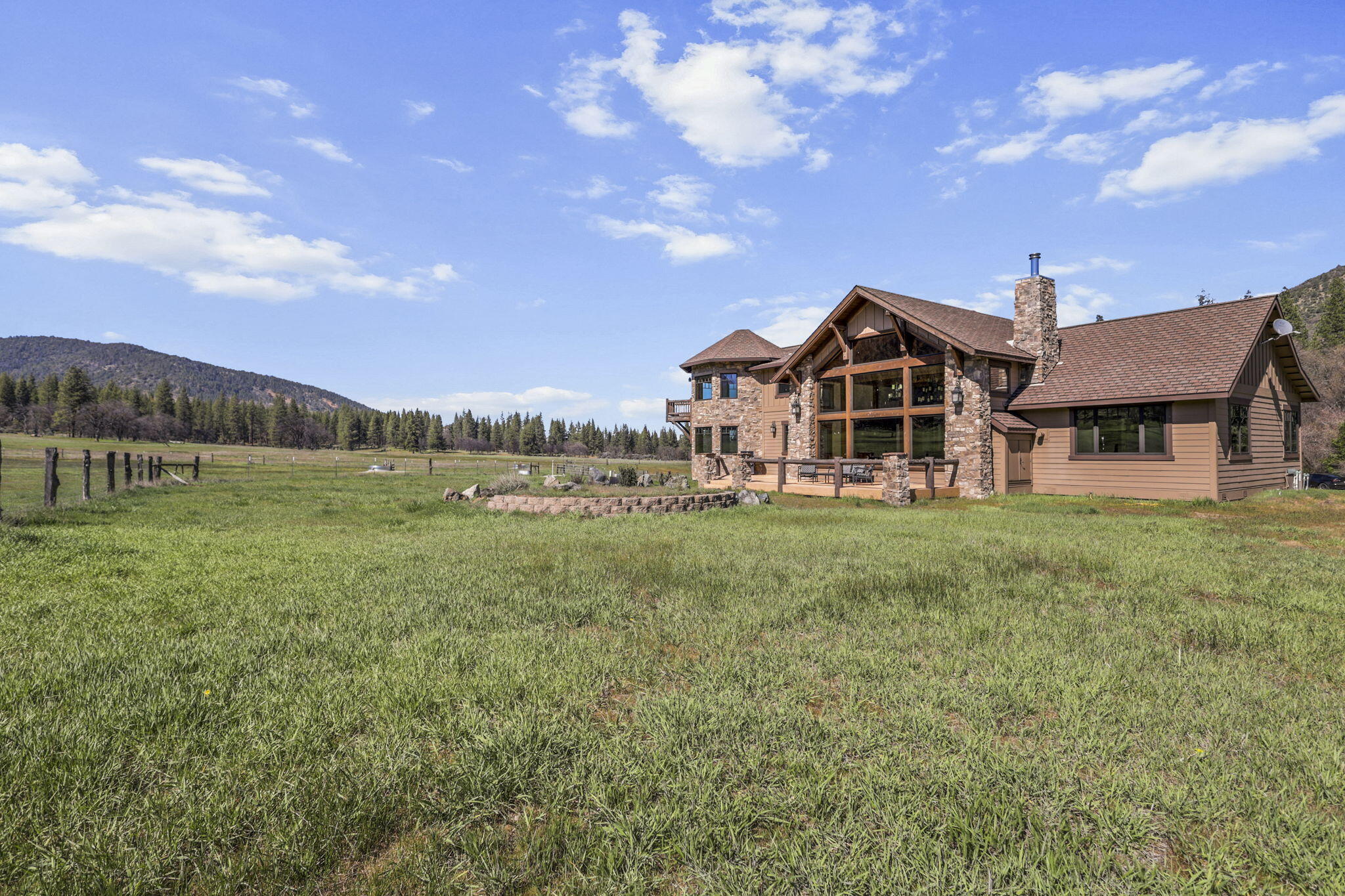main property photo 88