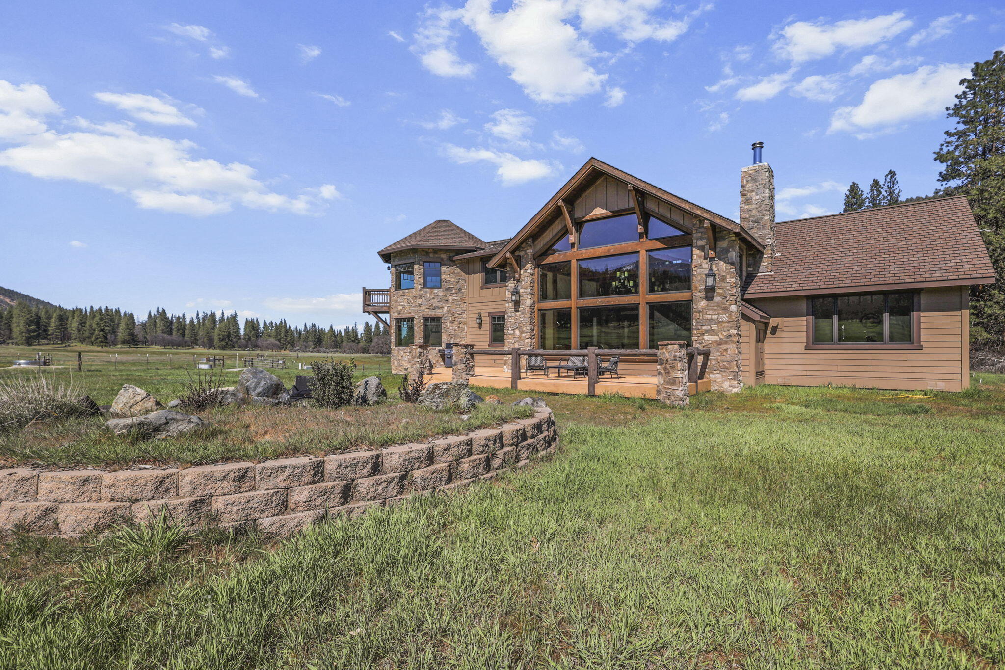 main property photo 89