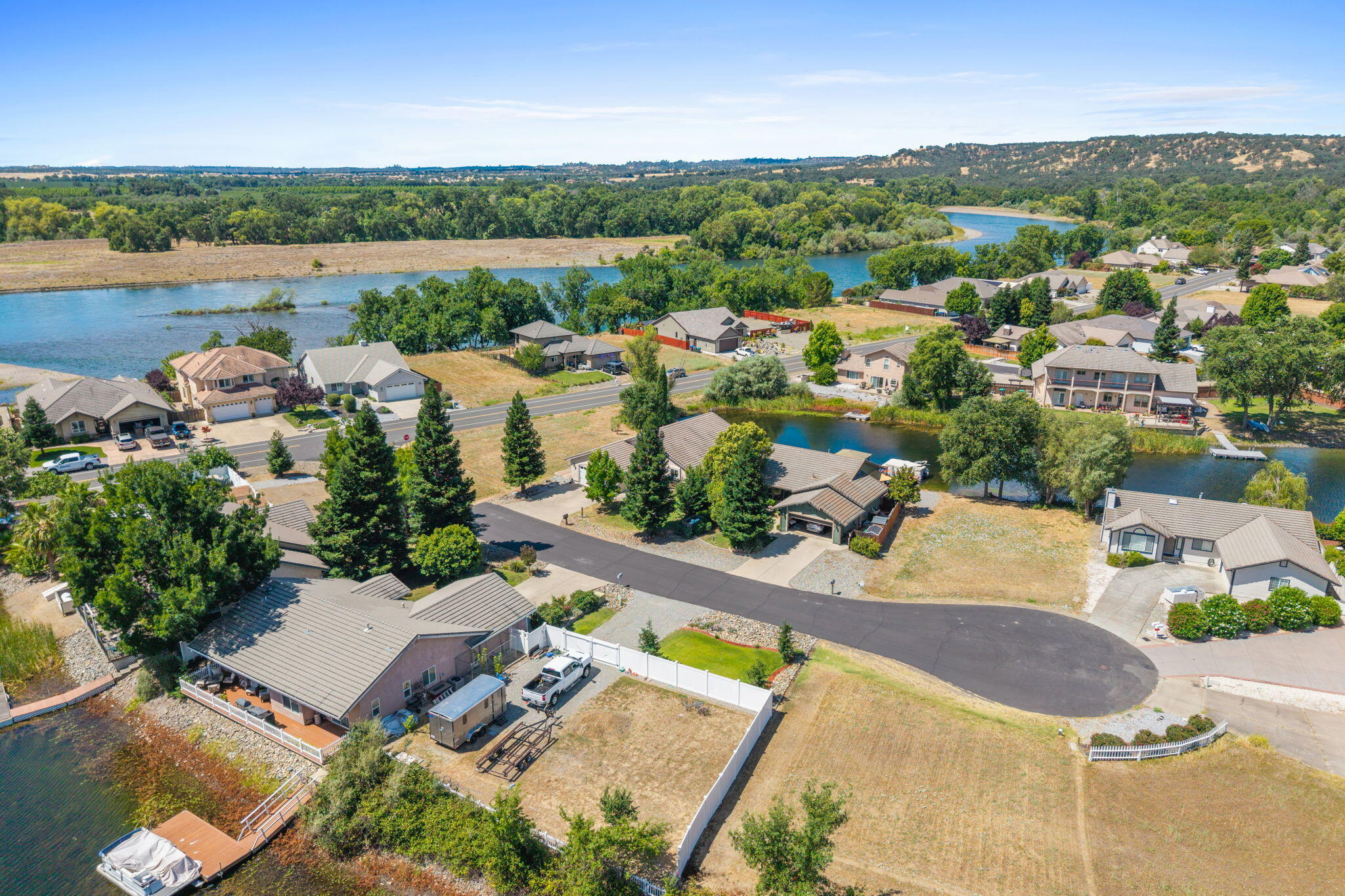 main property photo 42