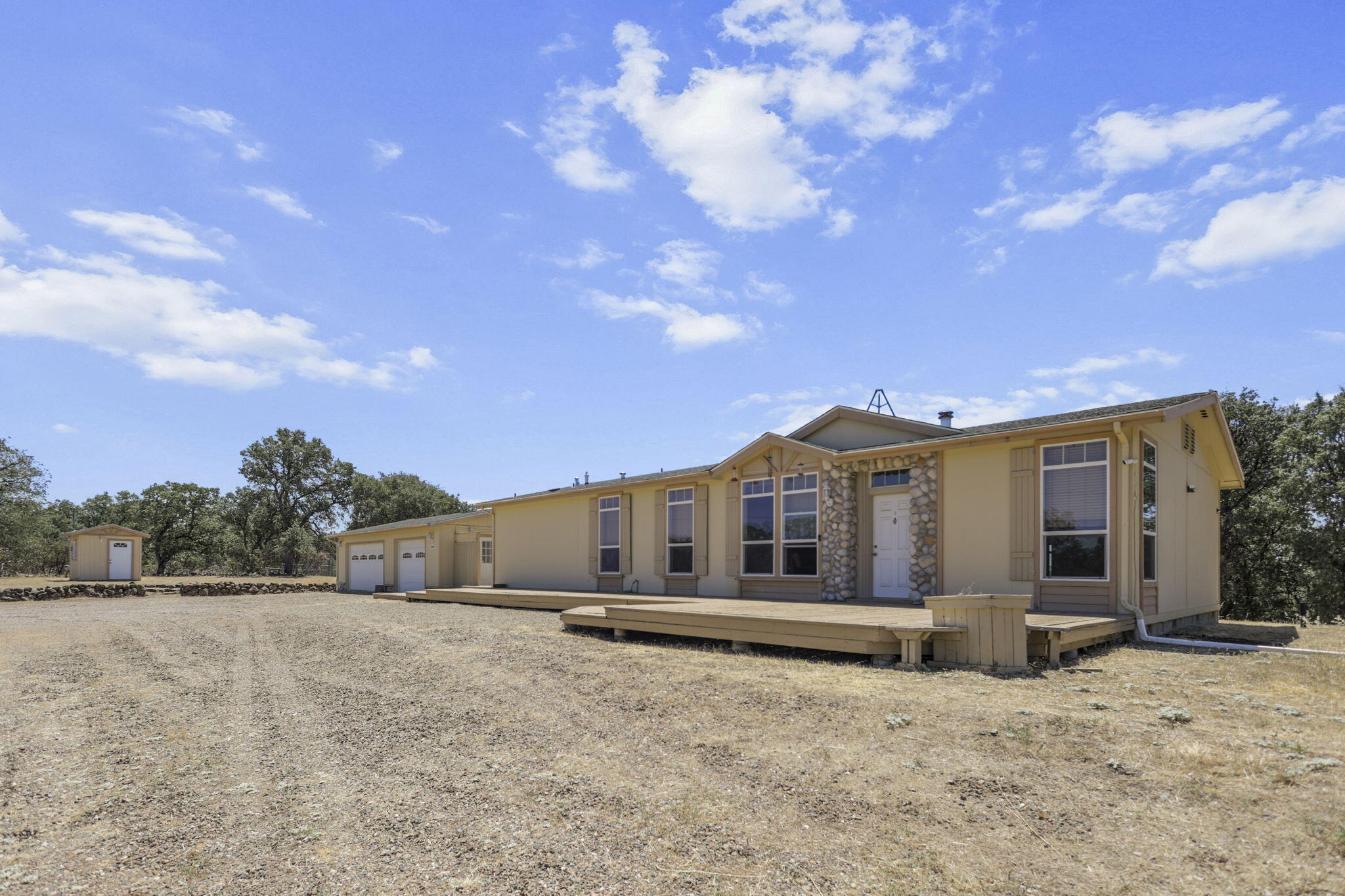 main property photo 44