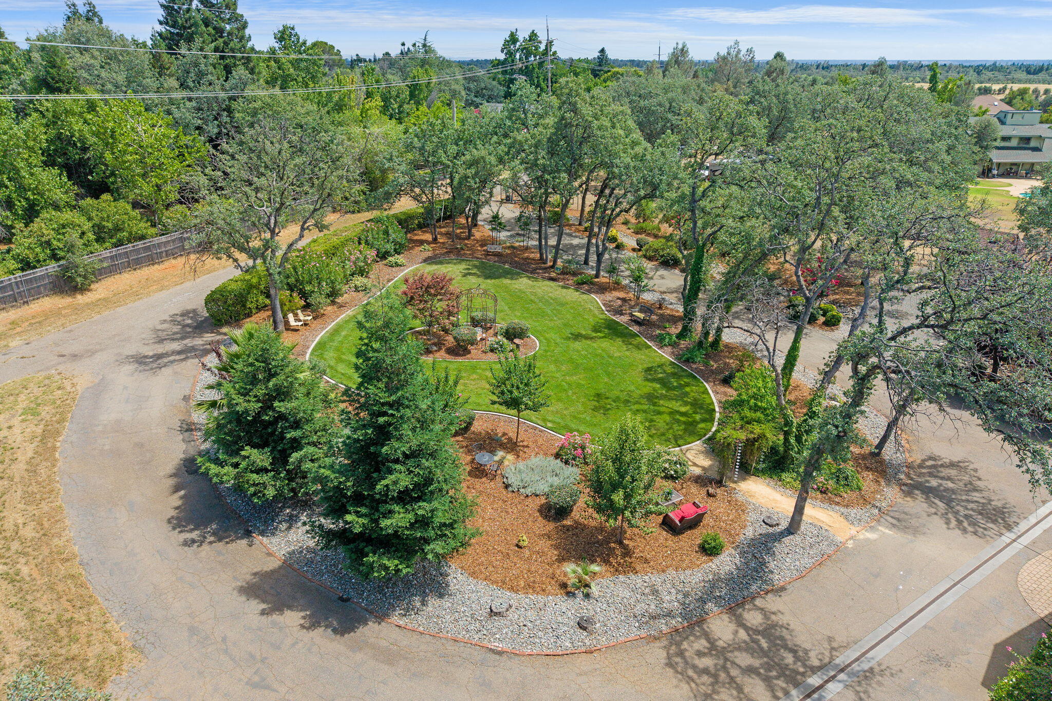 main property photo 74