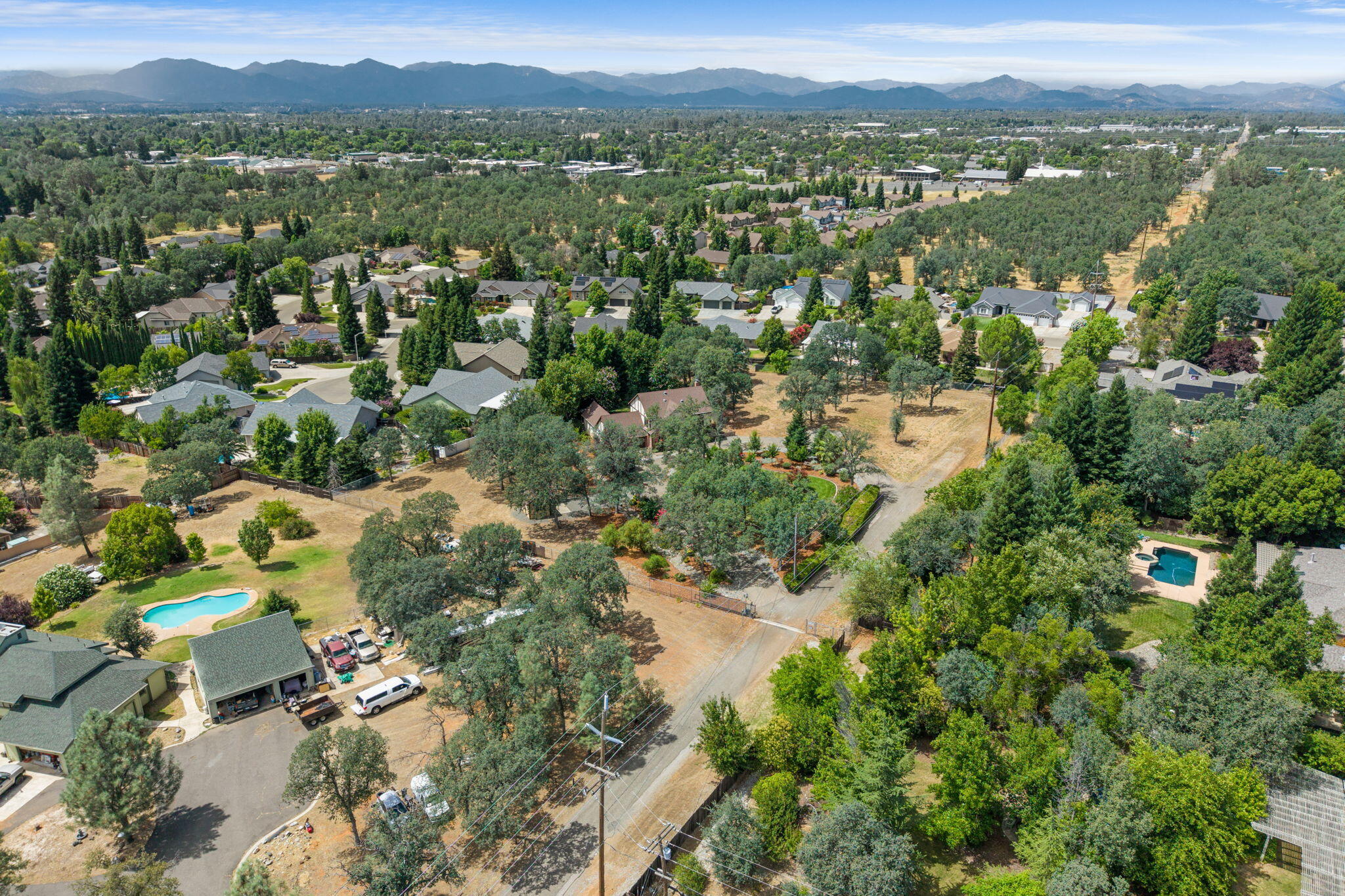 main property photo 76