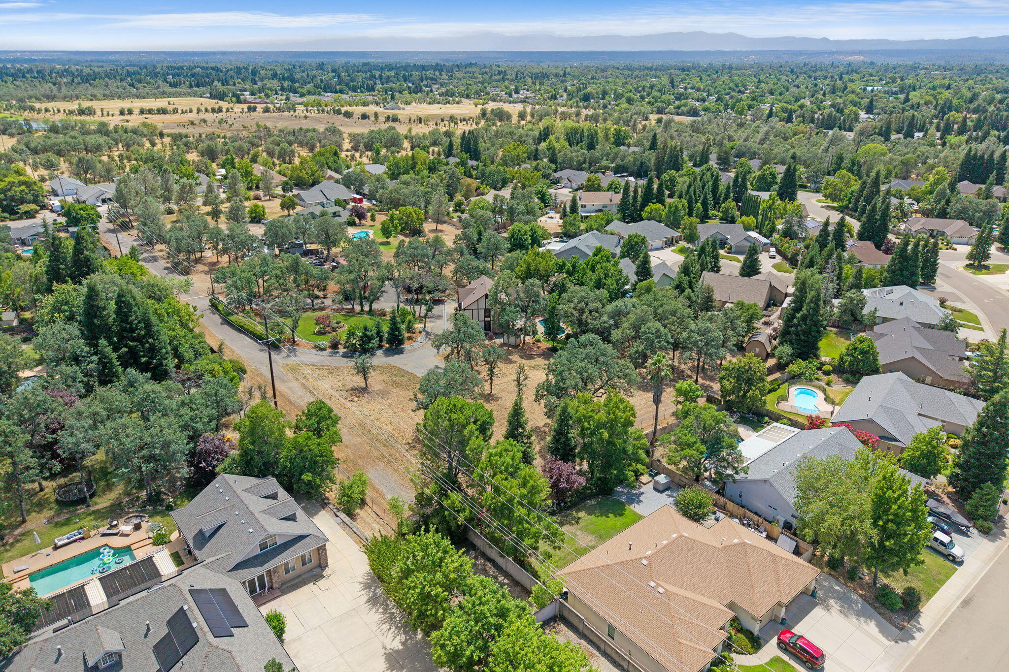 main property photo 78