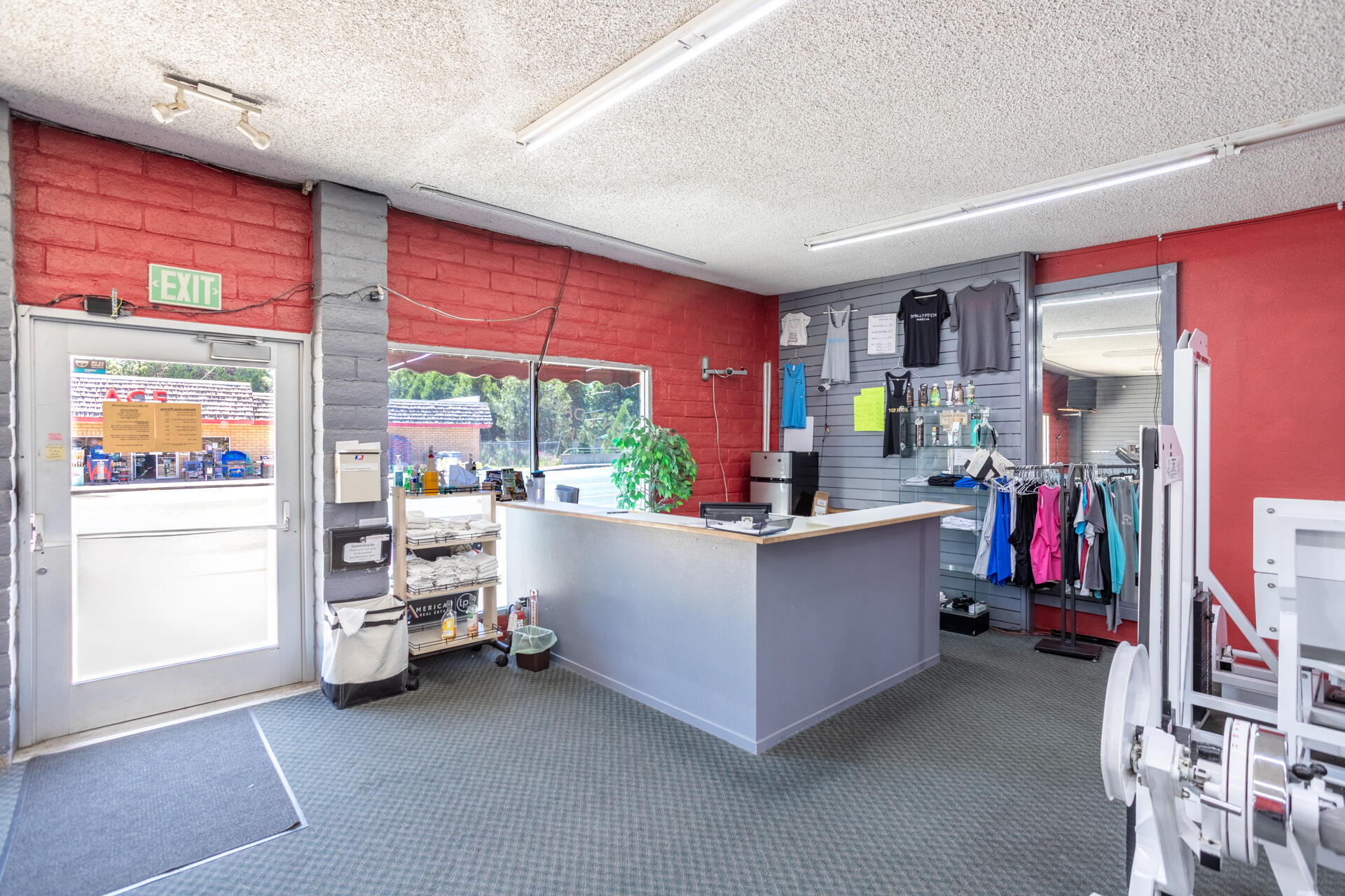 main property photo 15