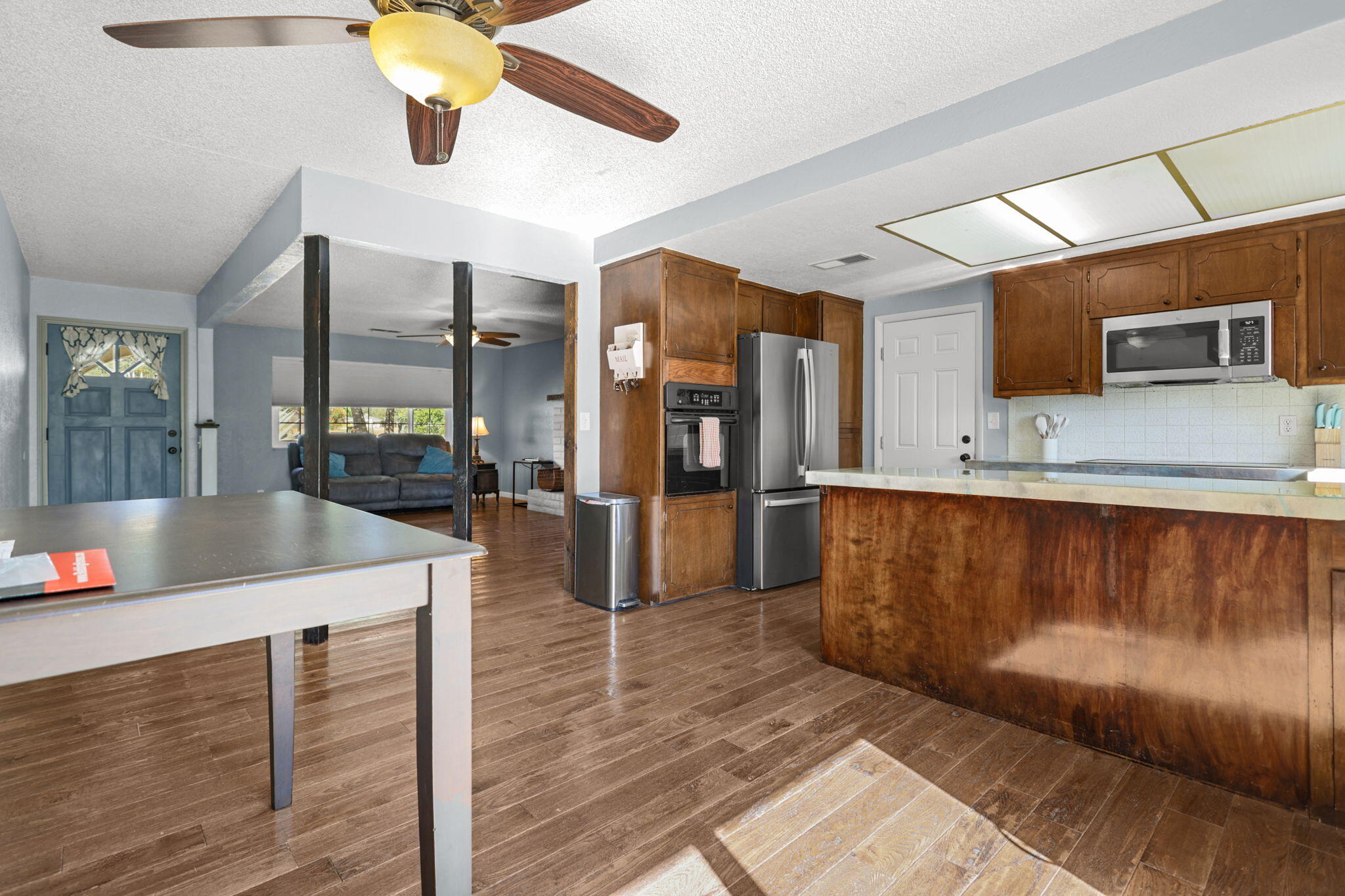 main property photo 13