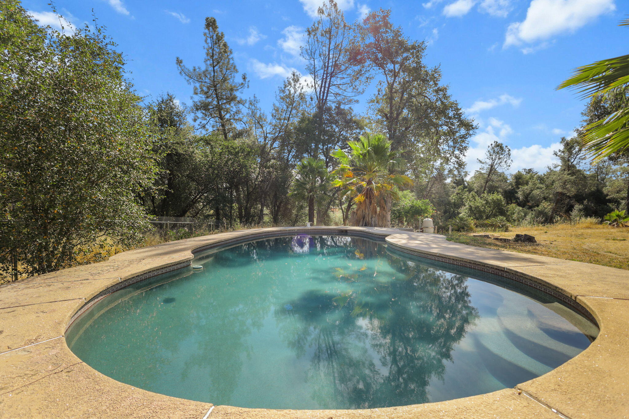 main property photo 26
