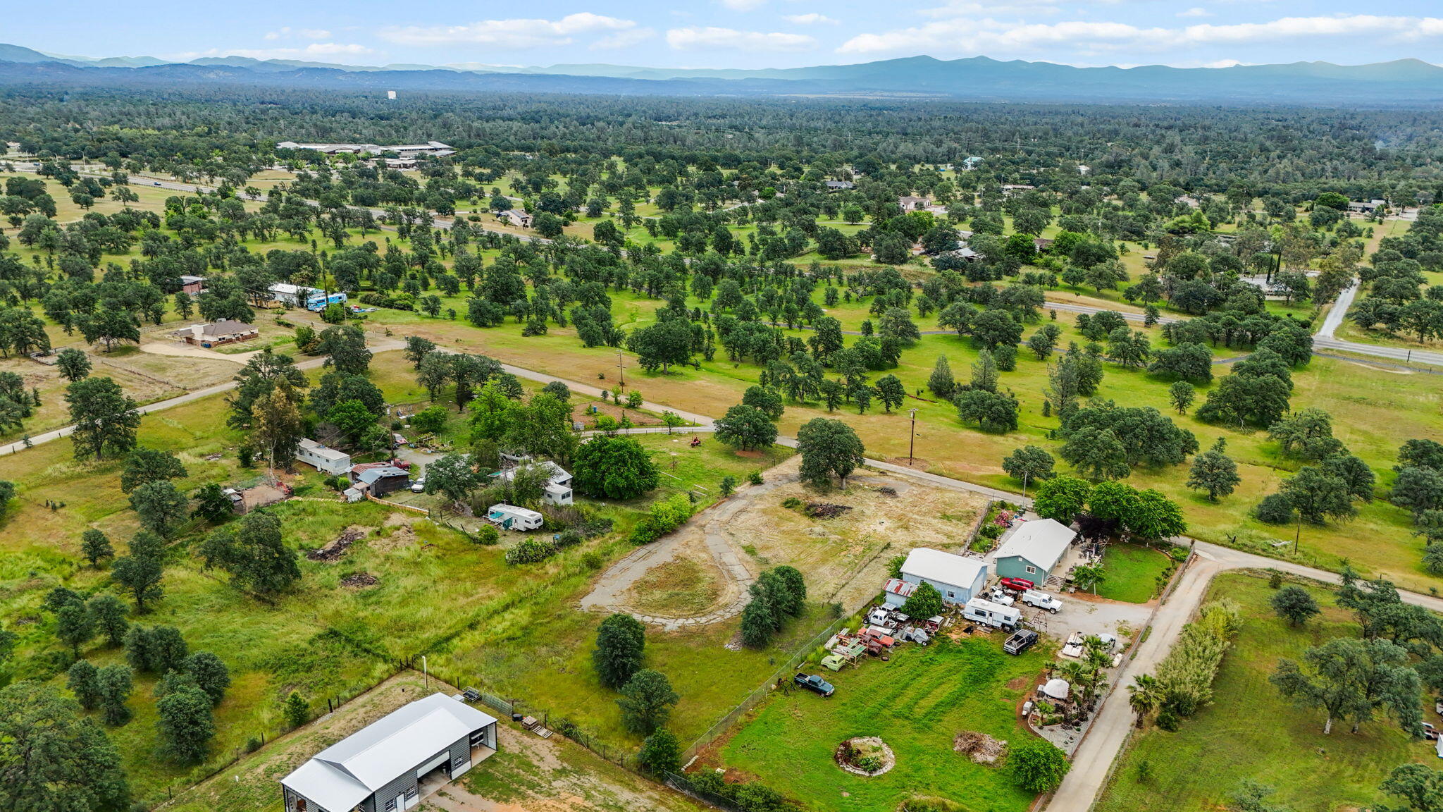 main property photo 5
